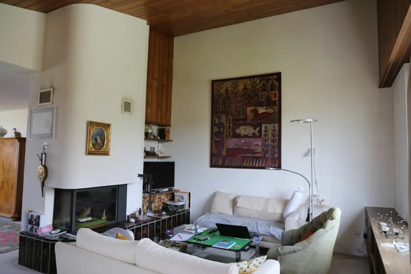 Villa avec vue sur le lac et terrain constructible séparé dans un très bon emplacement. - Photo 9 sur 13