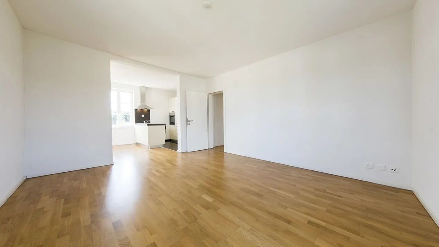 Appartamento moderno 3 locali - Foto 3 di 11