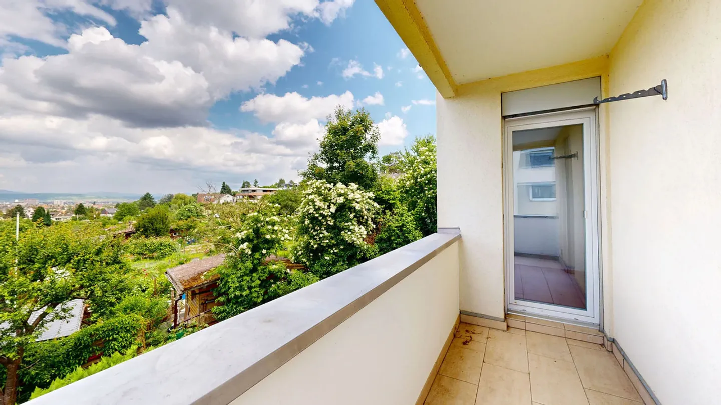 Appartamento luminoso di 3,5 stanze con posto auto - Foto 16 di 19