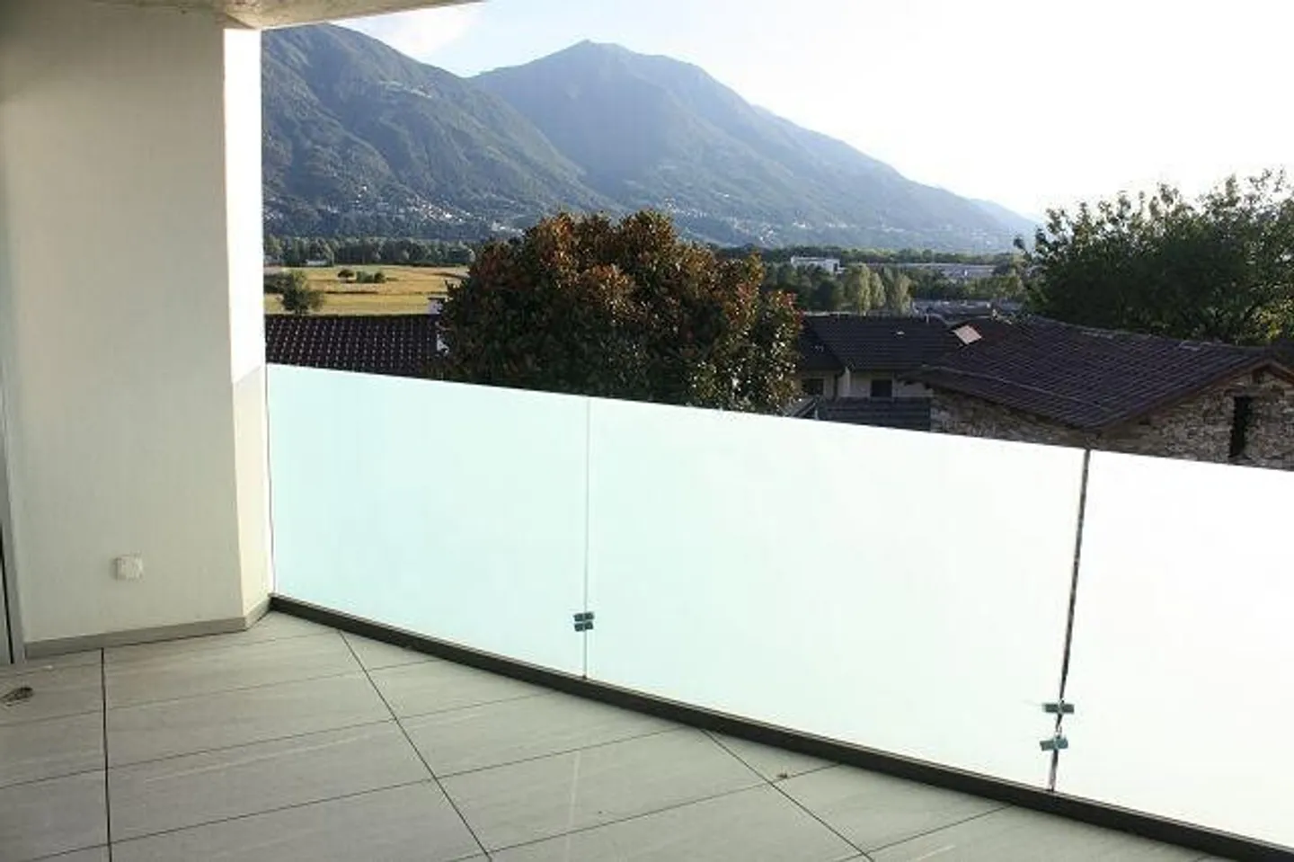 Neue 4,5-Zimmer-Wohnung in Gordola - Foto 12 von 13