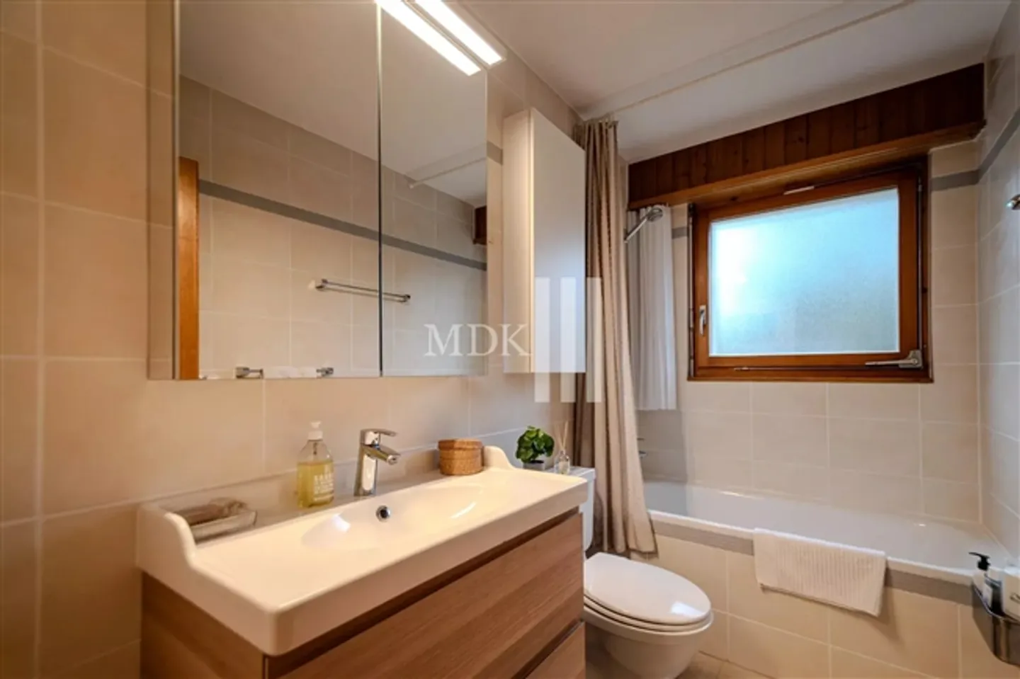 Bel appartement près de toutes les commodités - Photo 5 sur 11