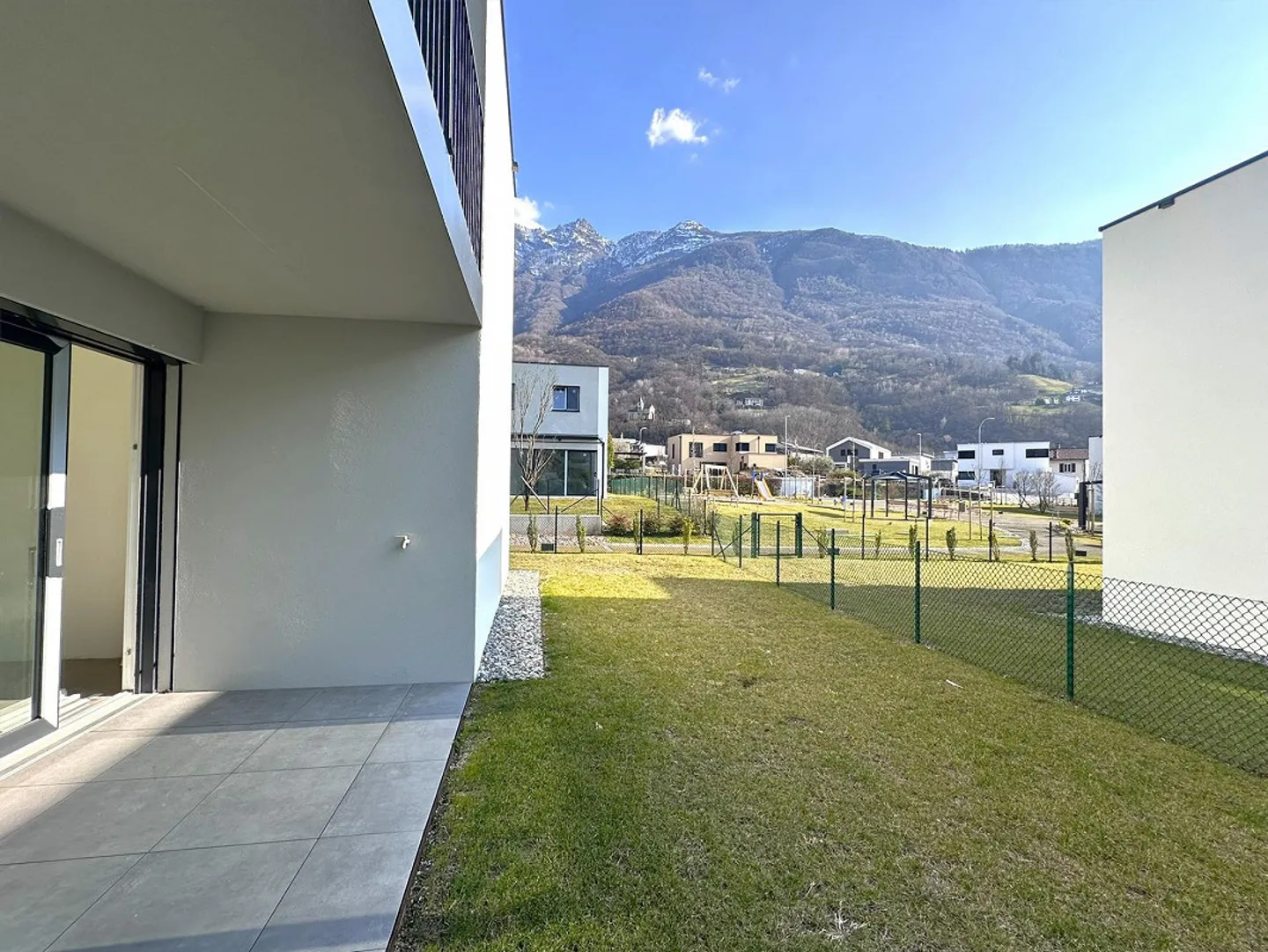 Nuovi appartamenti di 2.5 locali (2 tipologie) con giardino a Camorino - Foto 9 di 17