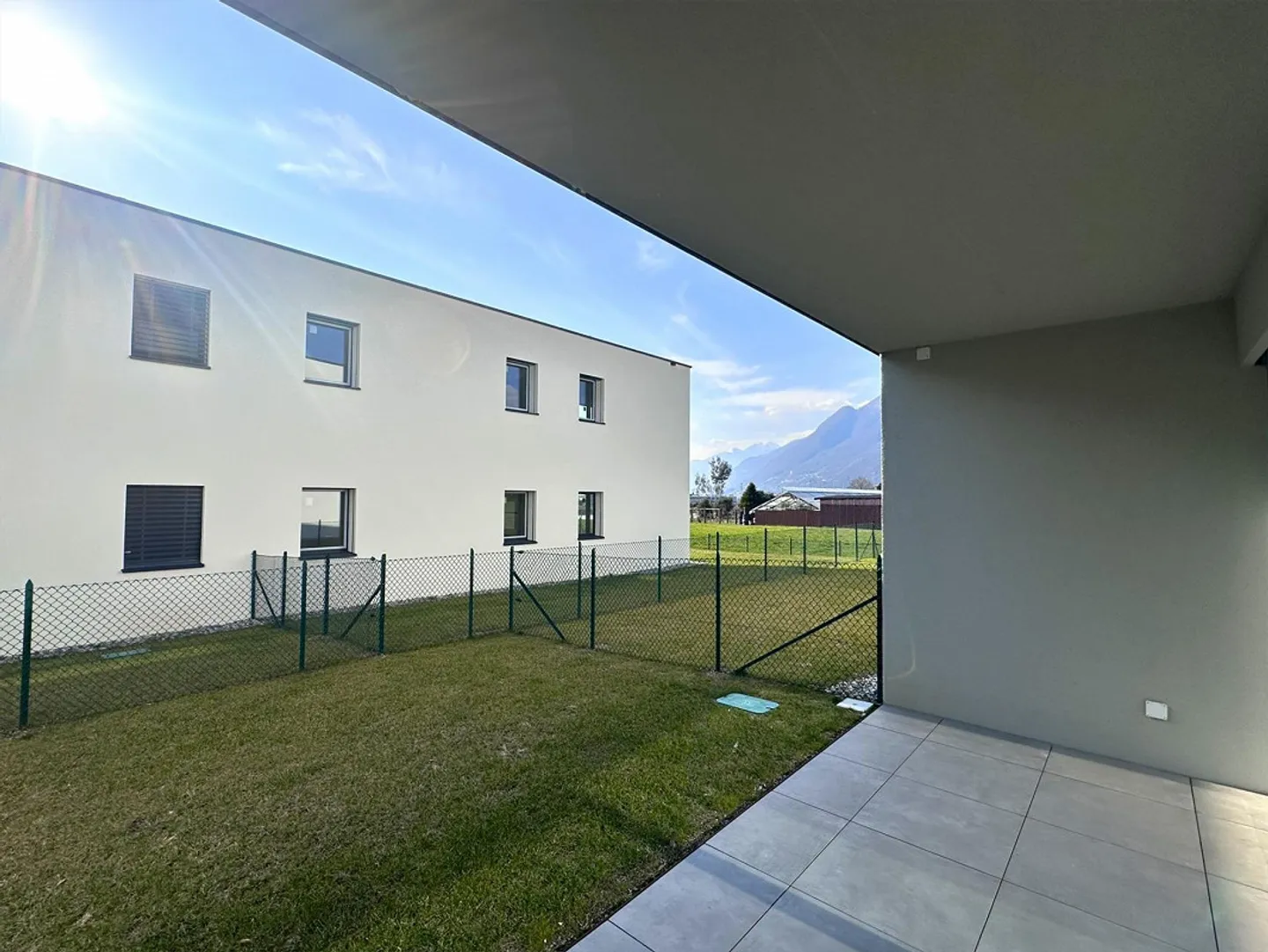 Nuovi appartamenti di 2.5 locali (2 tipologie) con giardino a Camorino - Foto 11 di 17