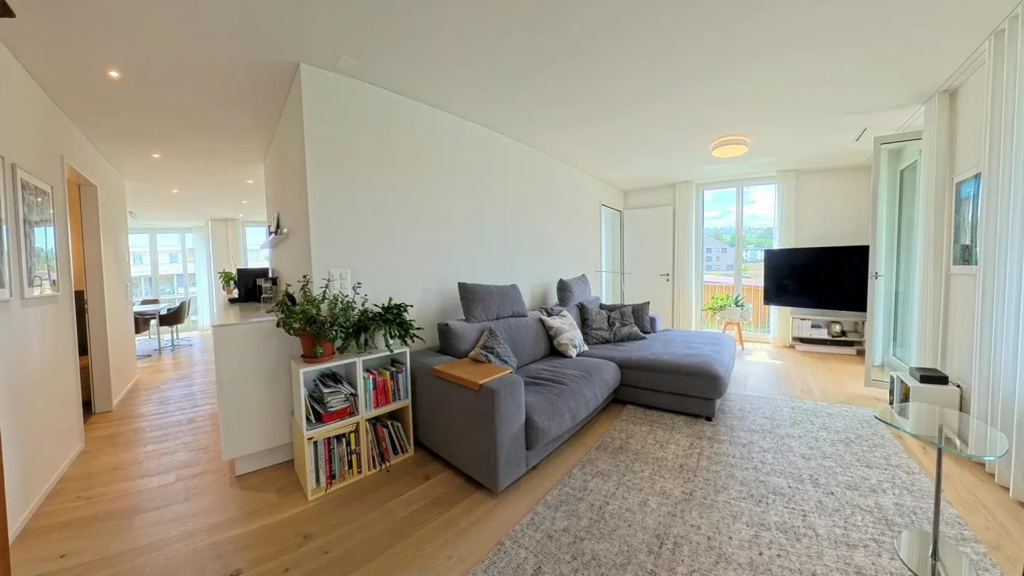 3½ Zimmer mit eigener Sauna und Kühlung — Neubau 2024 - Photo 6 sur 12