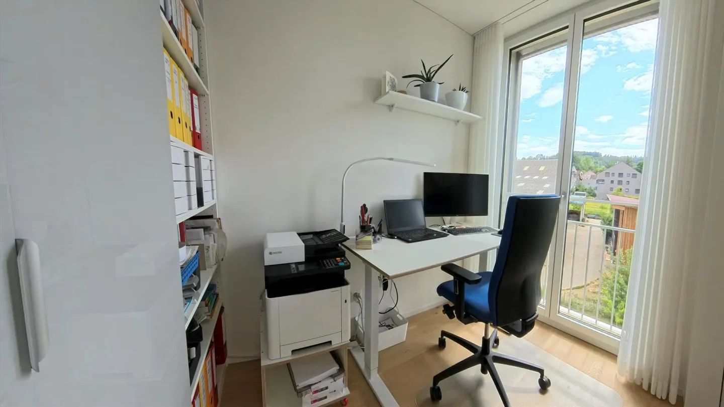 3½ Zimmer mit eigener Sauna und Kühlung — Neubau 2024 - Photo 10 sur 12