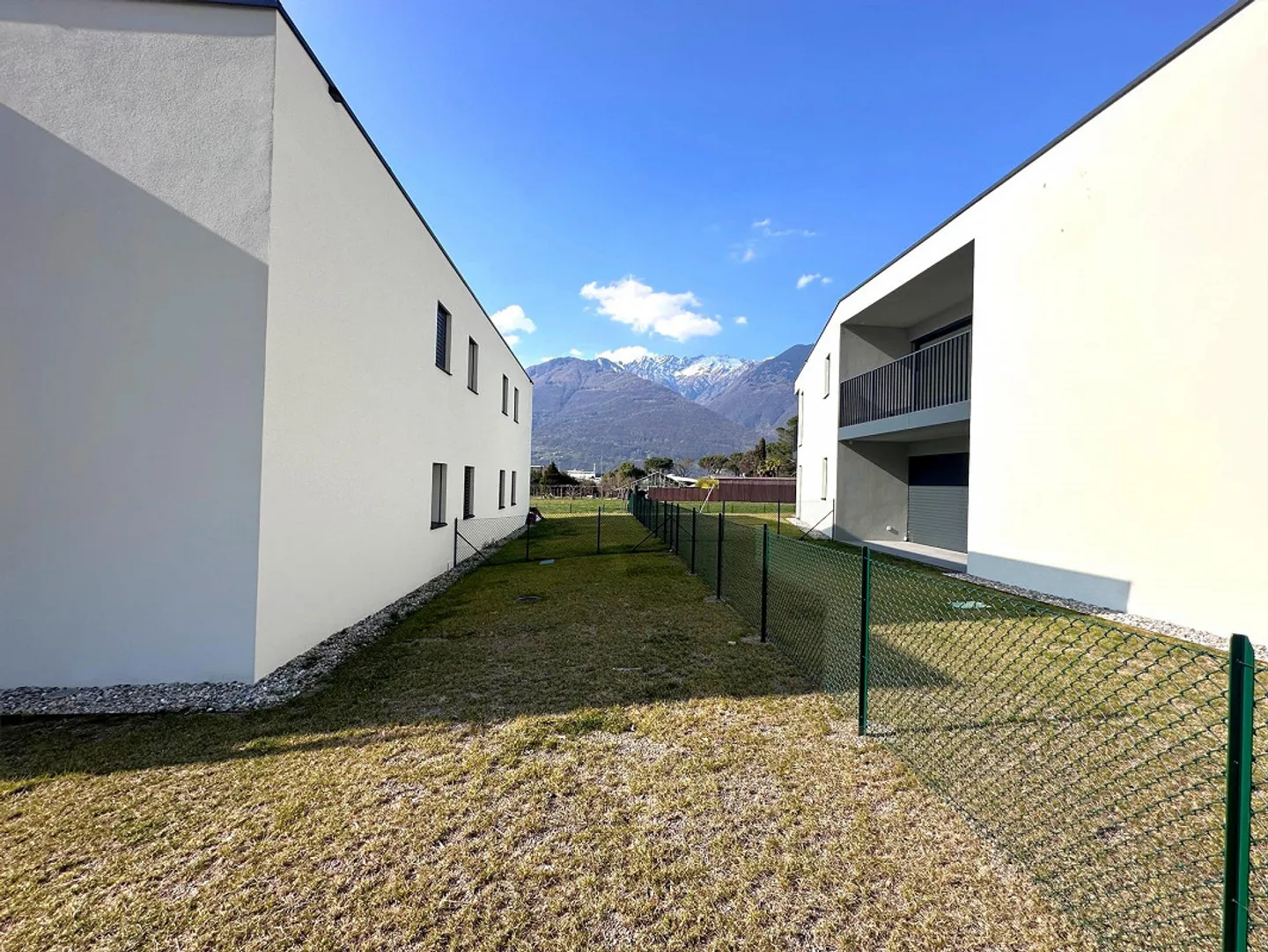 Nuovi appartamenti di 2.5 locali (2 tipologie) con giardino a Camorino - Foto 12 di 17
