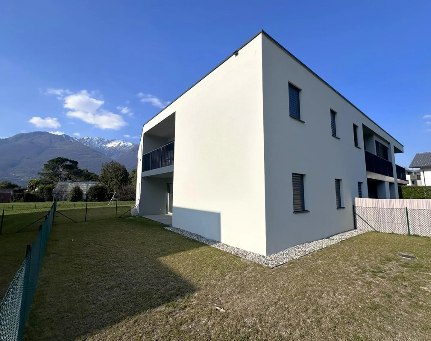 Nuovi appartamenti di 2.5 locali (2 tipologie) con giardino a Camorino - Foto 13 di 17