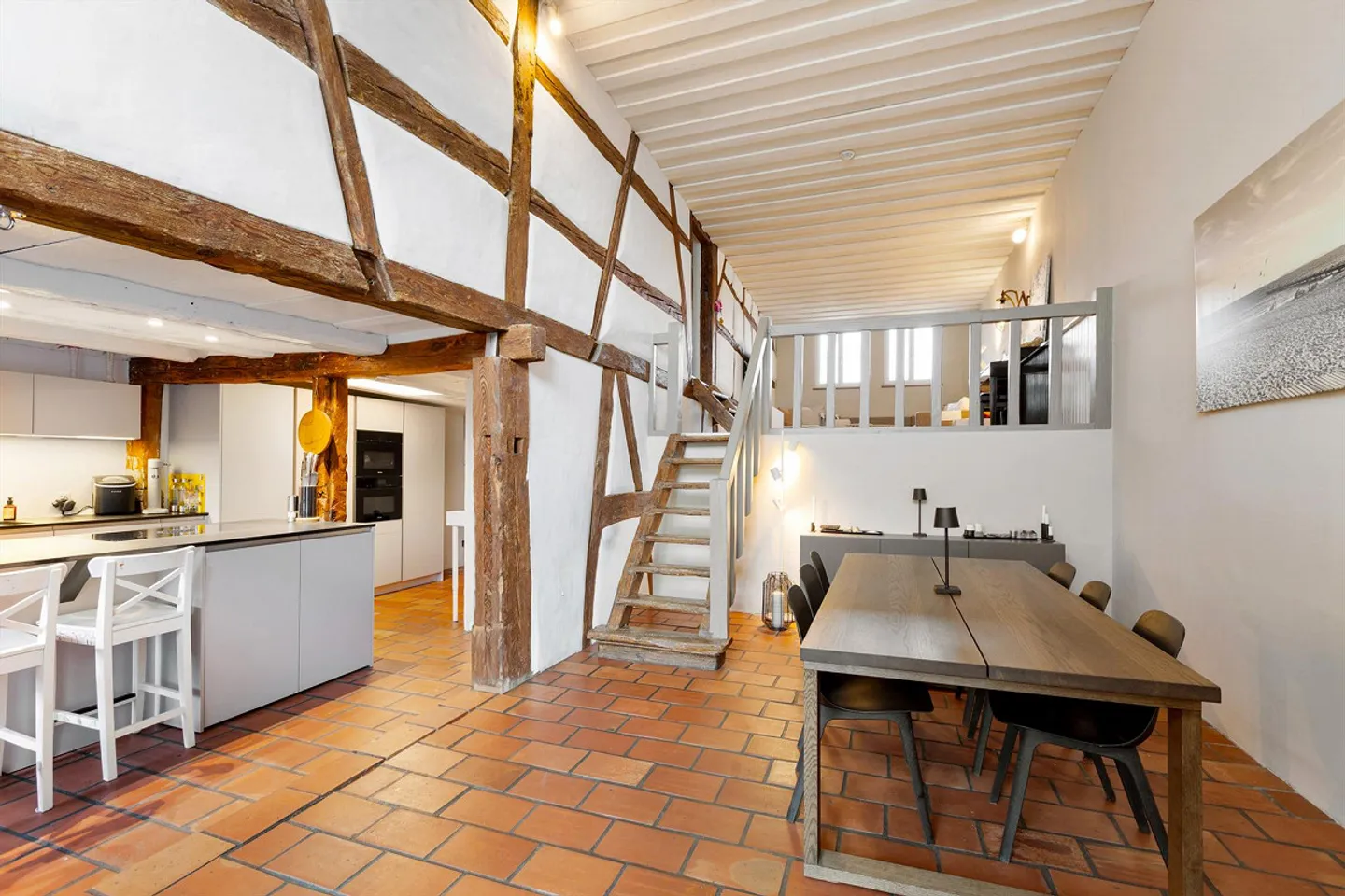 Charmantes Familienhaus mit Pool - Foto 9 von 13