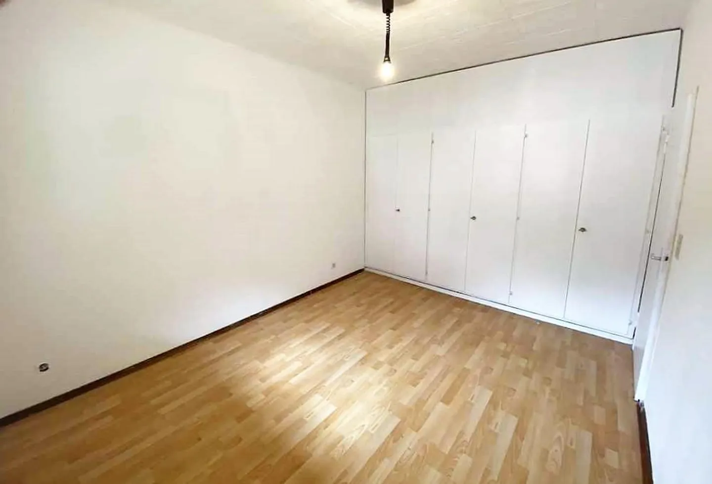 Sonnige Wohnung mit Balkon - Foto 5 von 13