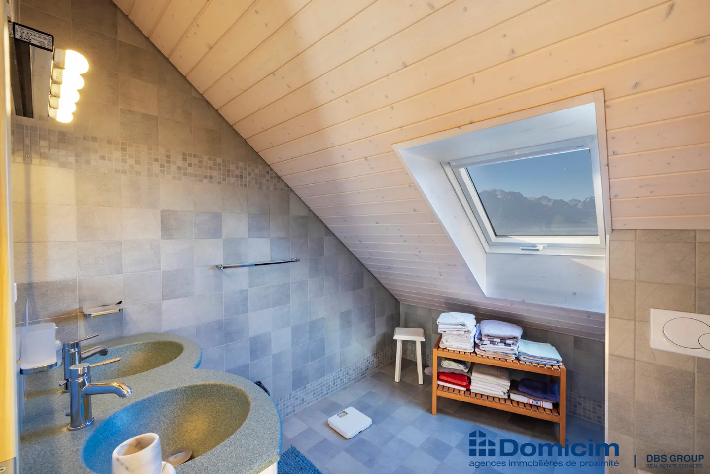 Villa moderne avec piscine et vue - Photo 18 sur 21