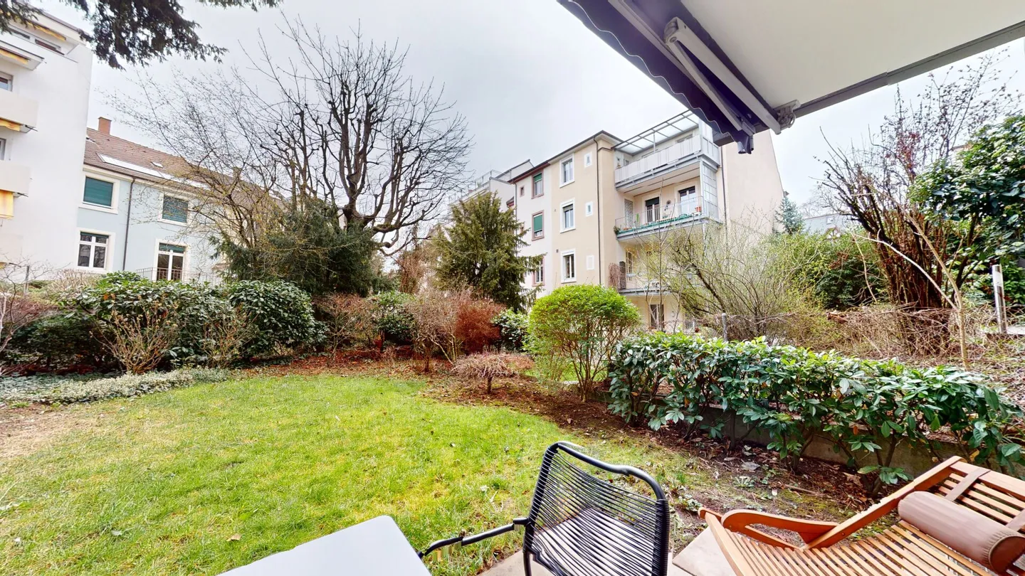 Unique Serviced Living @ Airport Line - Photo 8 of 9