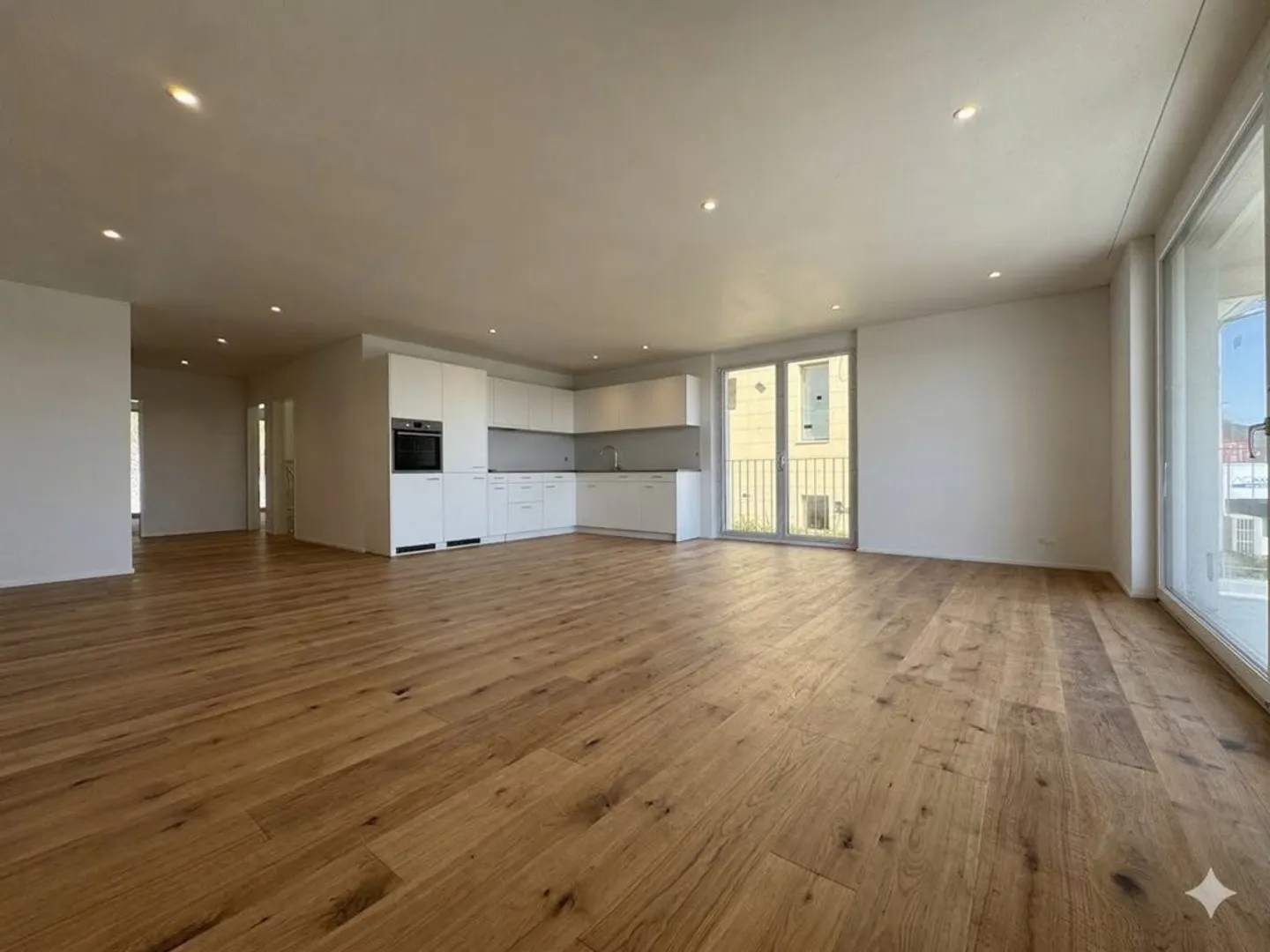 Appartamento moderno 4.5 locali - Foto 2 di 9