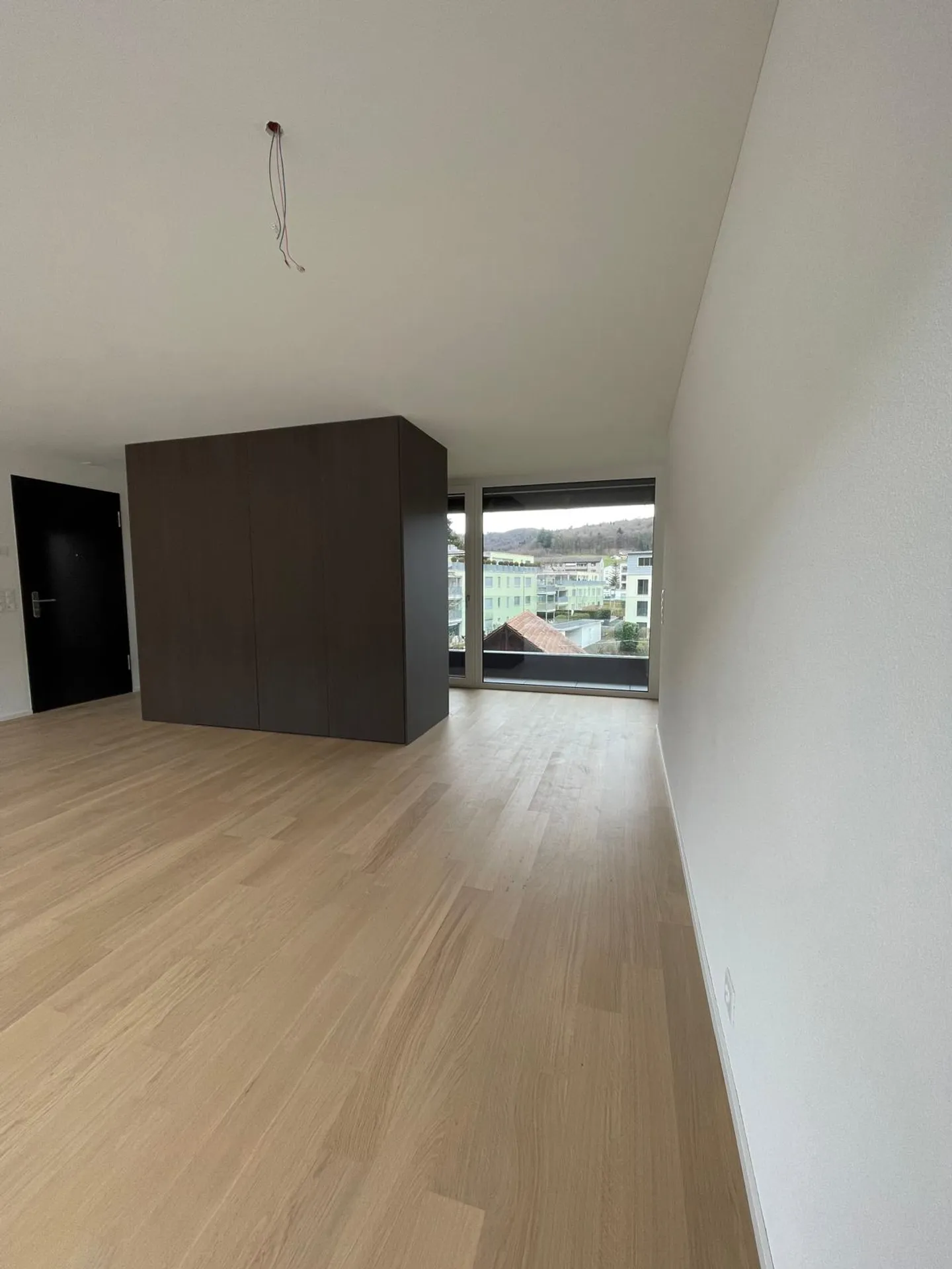 Appartement moderne avec terrasse - Photo 1 sur 4