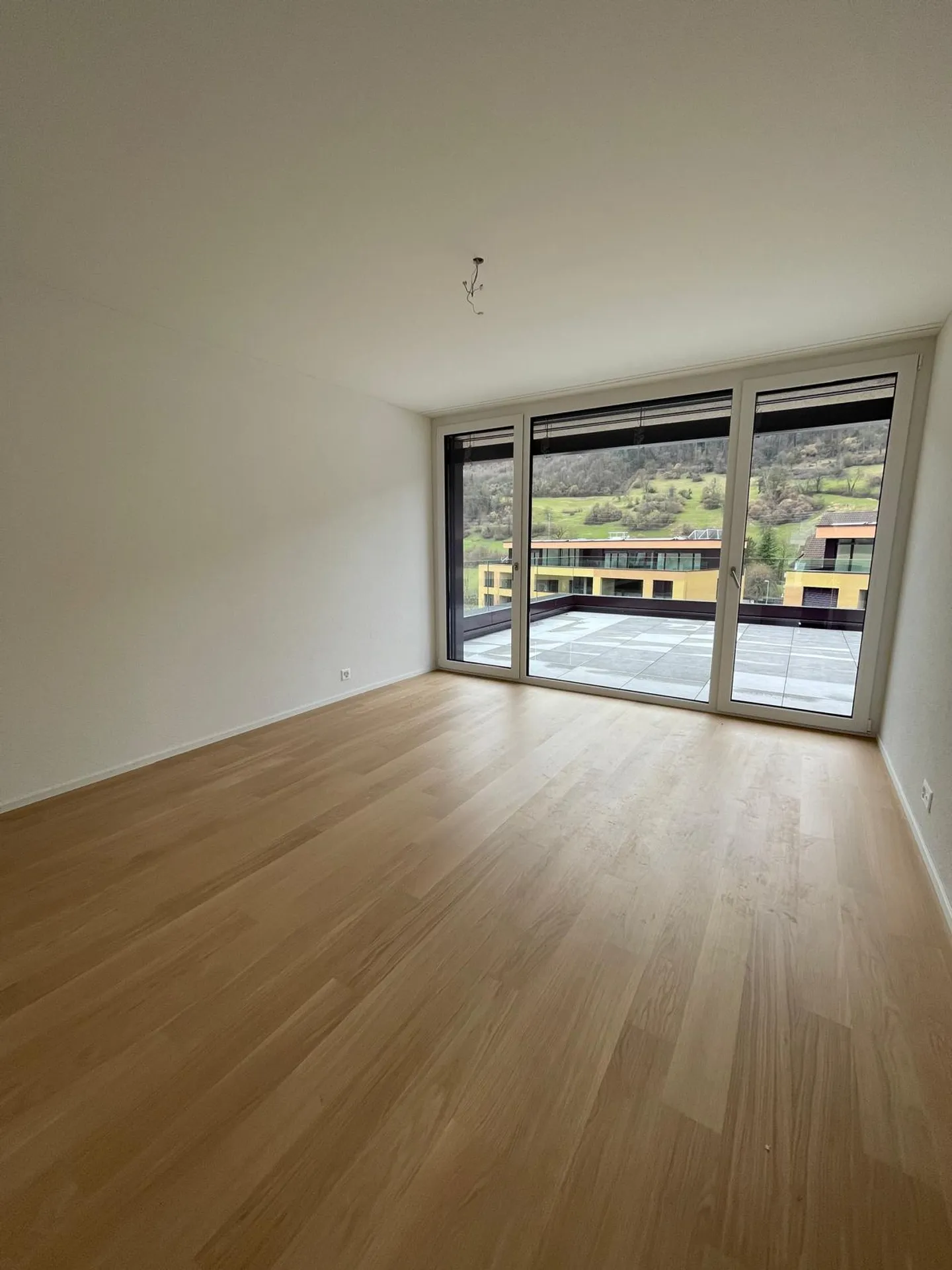 Appartement moderne avec terrasse - Photo 4 sur 4
