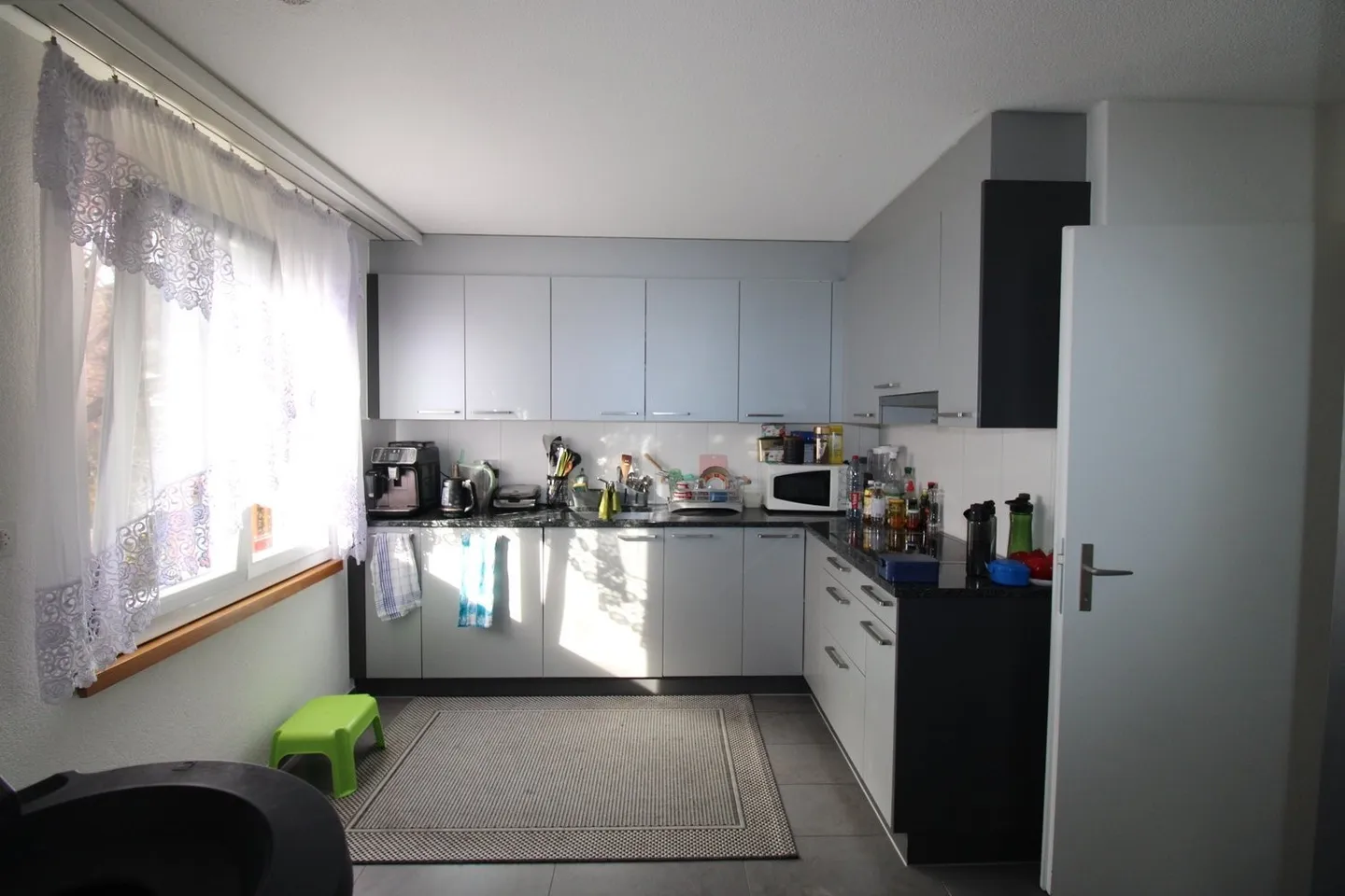 Appartement 5.5 pièces avec grand balcon - Photo 6 sur 12