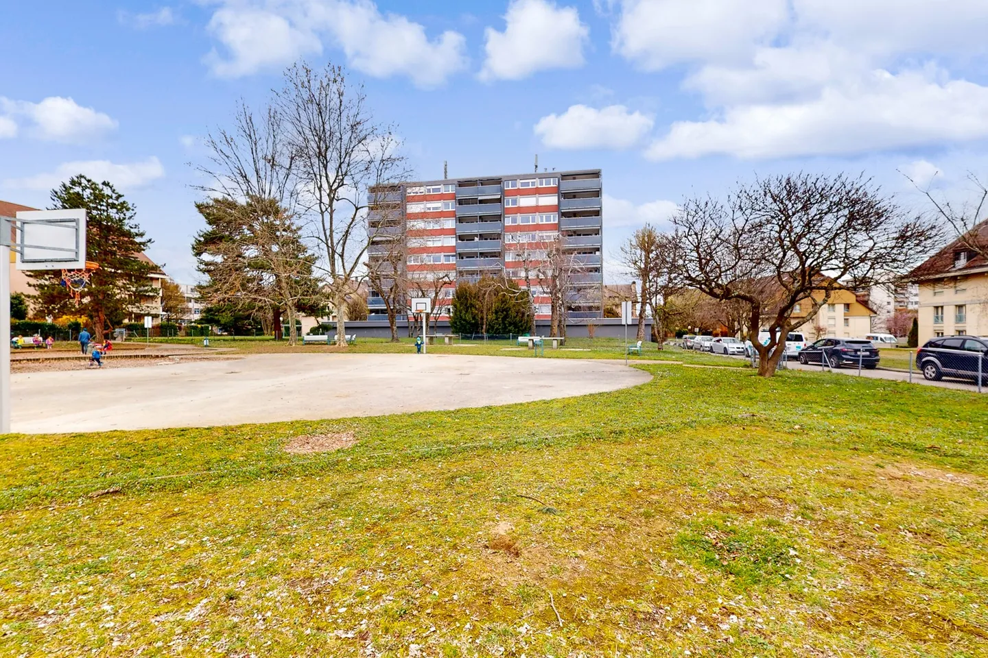 Appartement à louer - Photo 2 sur 2