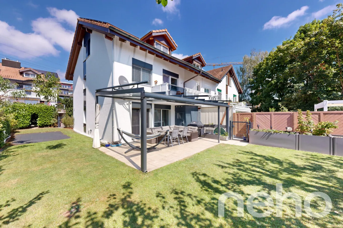 Perfetto per le famiglie! Questa casa moderna cerca nuovi proprietari - Foto 5 di 13