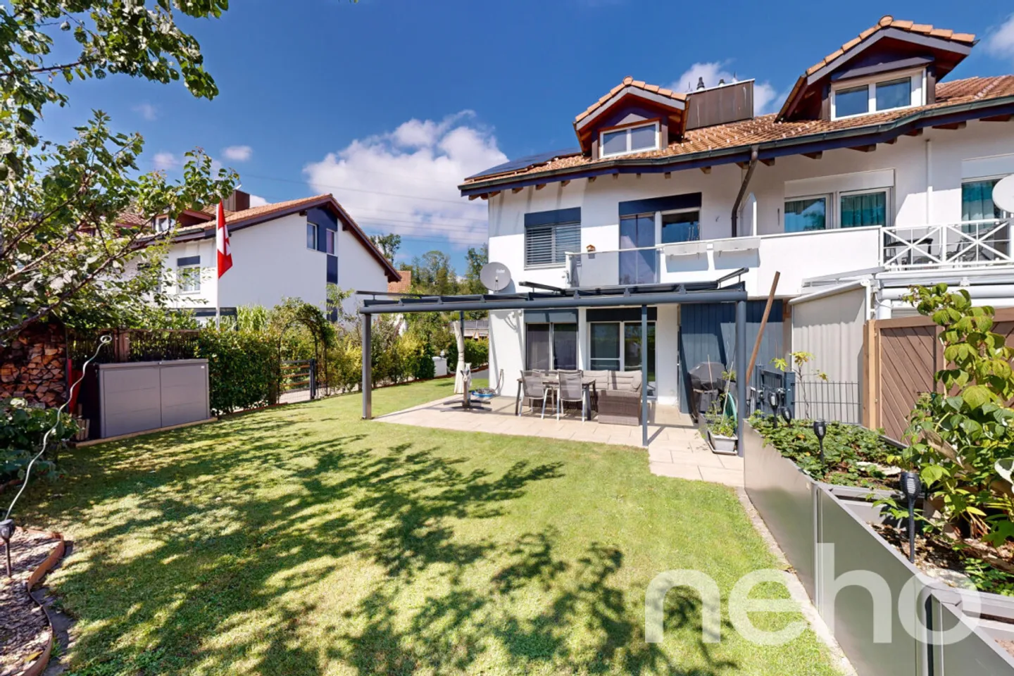 Perfetto per le famiglie! Questa casa moderna cerca nuovi proprietari - Foto 8 di 13