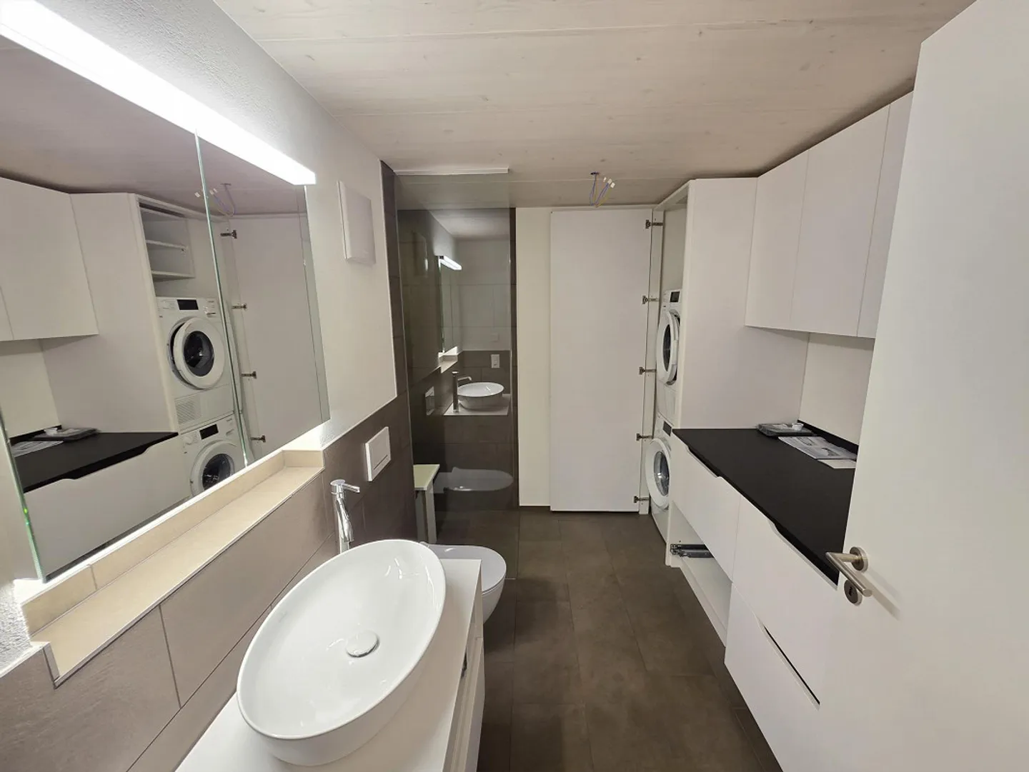 4.5 Room New Apartment with Style - Photo 13 of 19