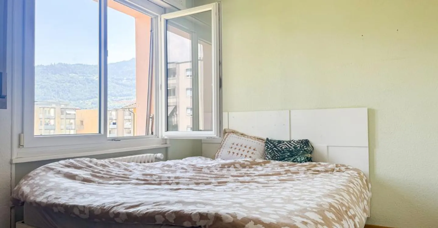 Helle 4,5-Zimmer-Penthouse in Monthey - Foto 10 von 13