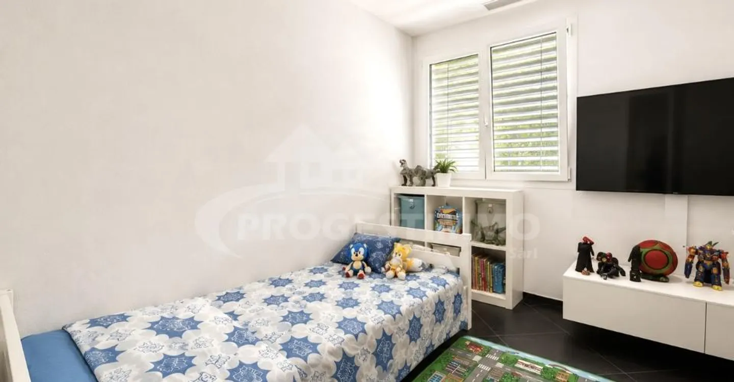GERÄUMIGE 4-ZIMMER-WOHNUNG MIT GROSSEM BALKON - Foto 5 von 7