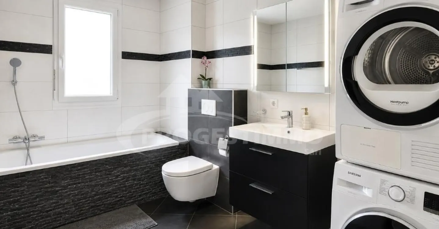 GERÄUMIGE 4-ZIMMER-WOHNUNG MIT GROSSEM BALKON - Foto 6 von 7