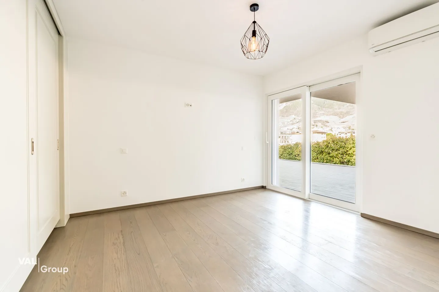 Appartamento spazioso in una casa con due appartamenti - Foto 9 di 14