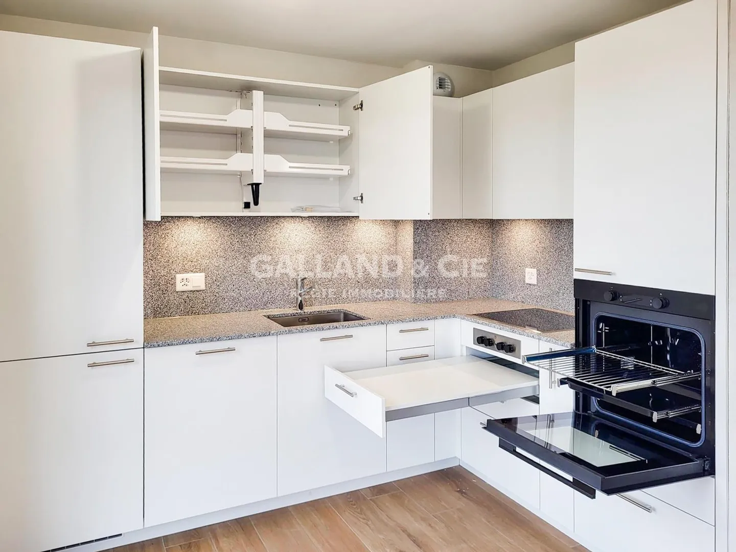 Appartamento moderno a St-Aubin - Foto 2 di 8