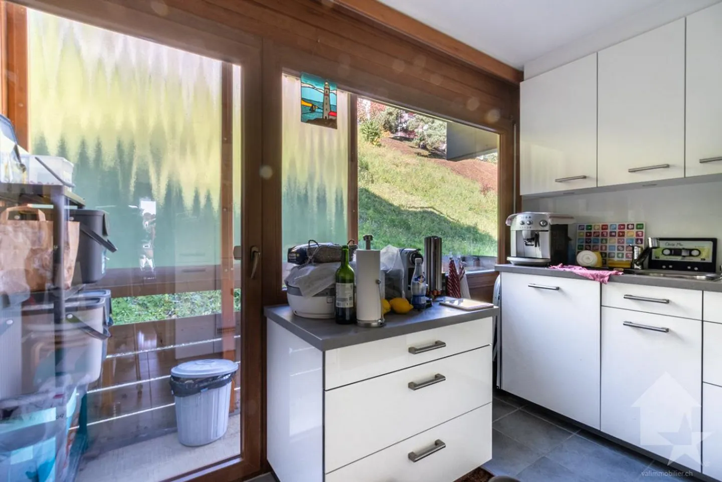 Appartement Charmant avec Grande Terrasse - Photo 6 sur 9