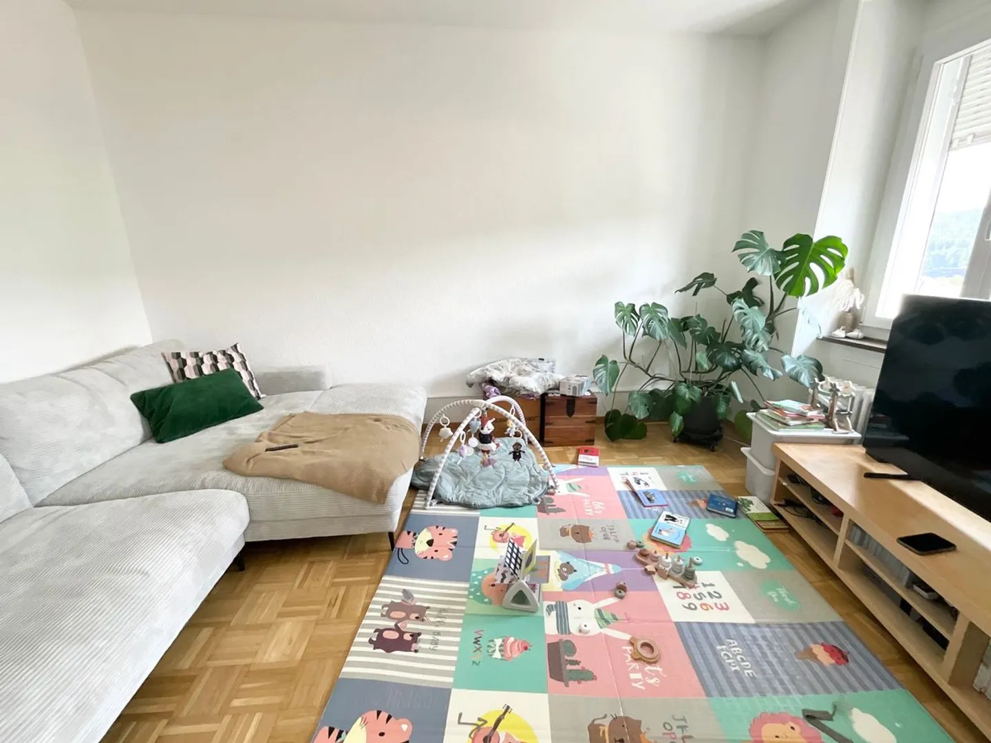 Appartamento con 4.5 stanze e piccolo balcone - Foto 1 di 9