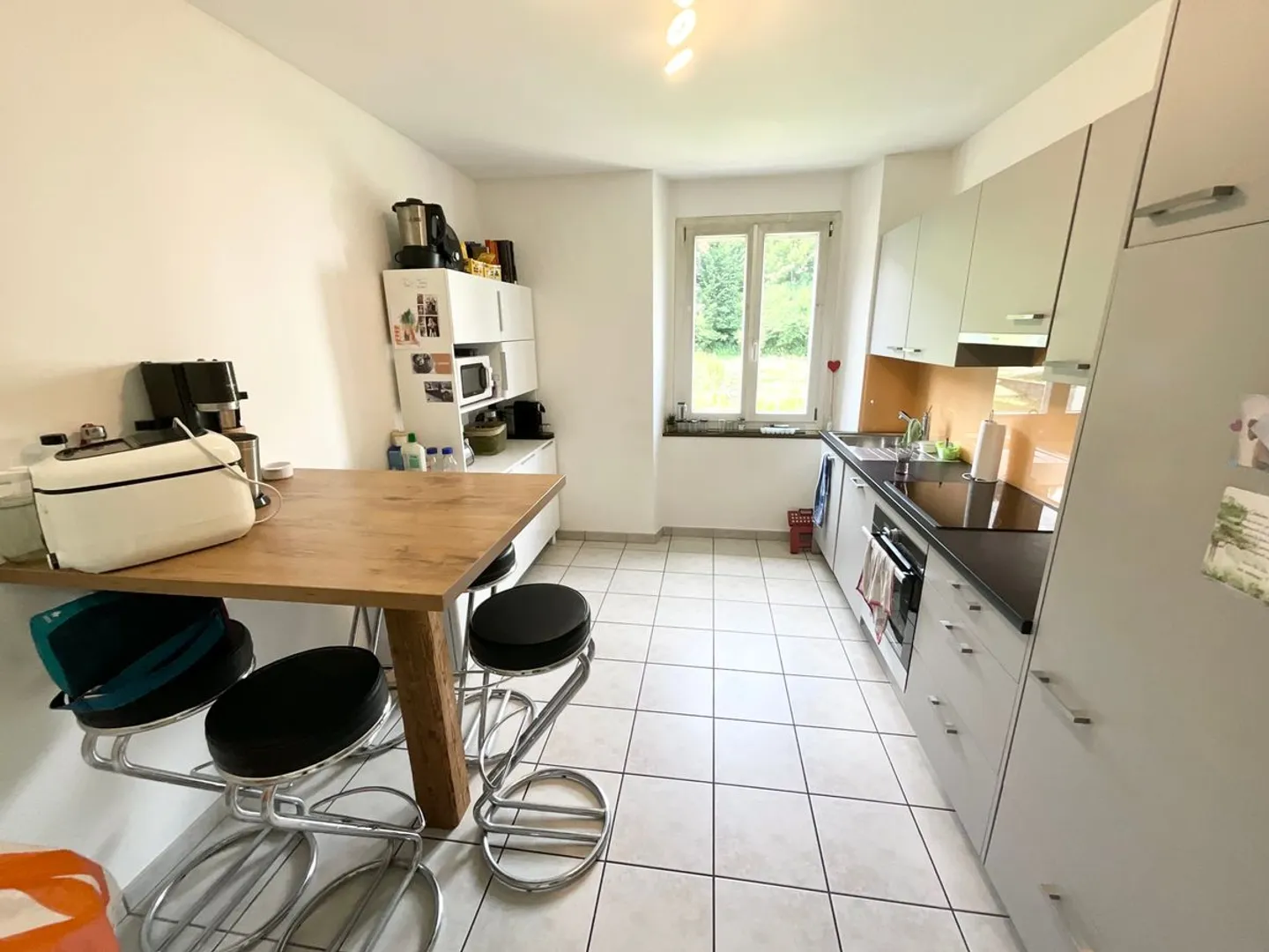 Appartamento con 4.5 stanze e piccolo balcone - Foto 3 di 9