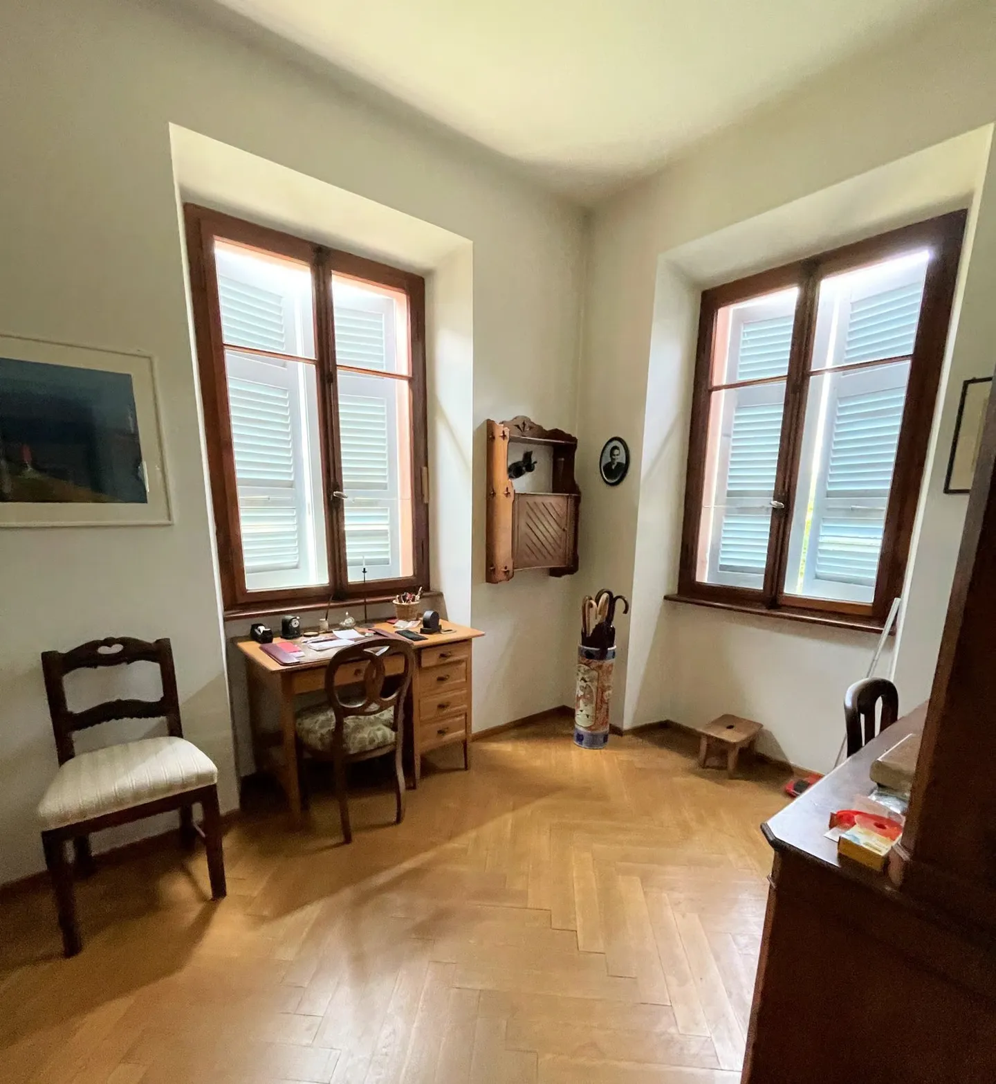 Zweifamilienhaus mit Entwicklungspotenzial - Foto 9 von 19