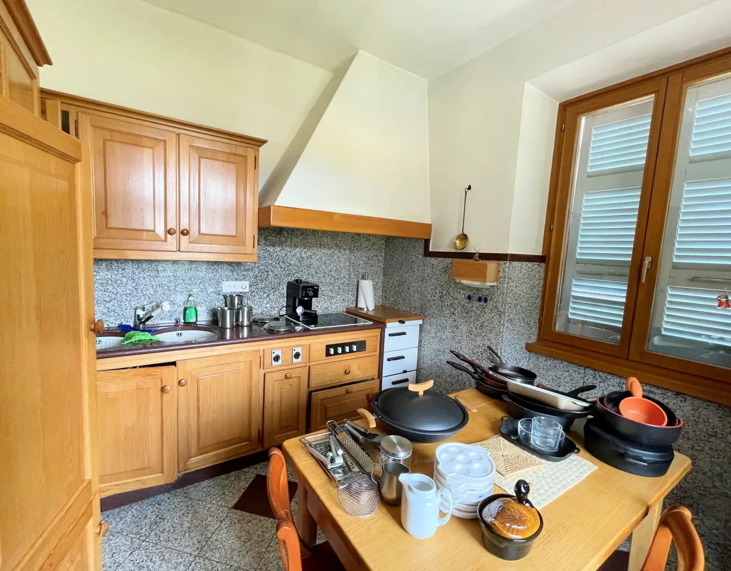 Zweifamilienhaus mit Entwicklungspotenzial - Foto 10 von 19