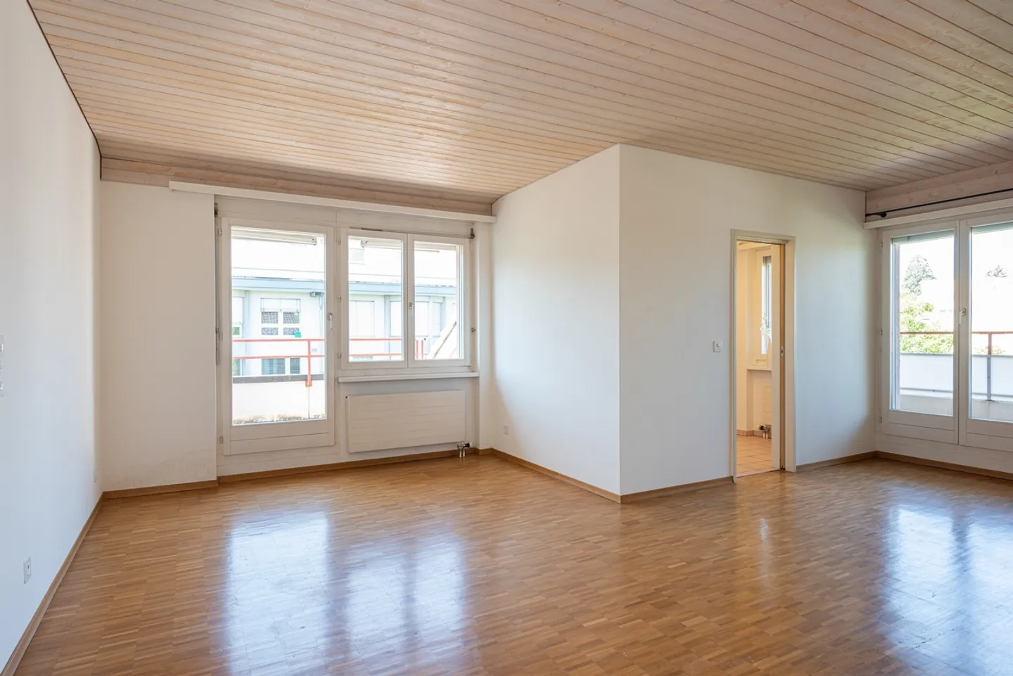 Incantevole attico con due balconi - Foto 5 di 7