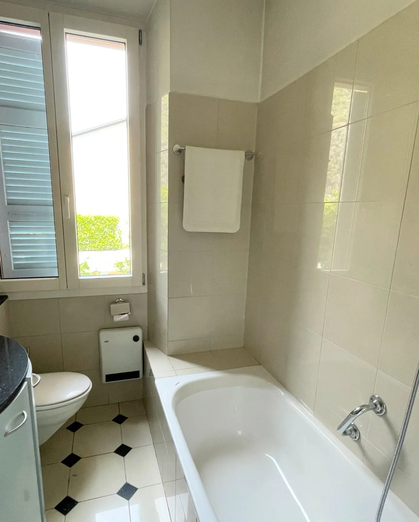 Zweifamilienhaus mit Entwicklungspotenzial - Foto 11 von 19
