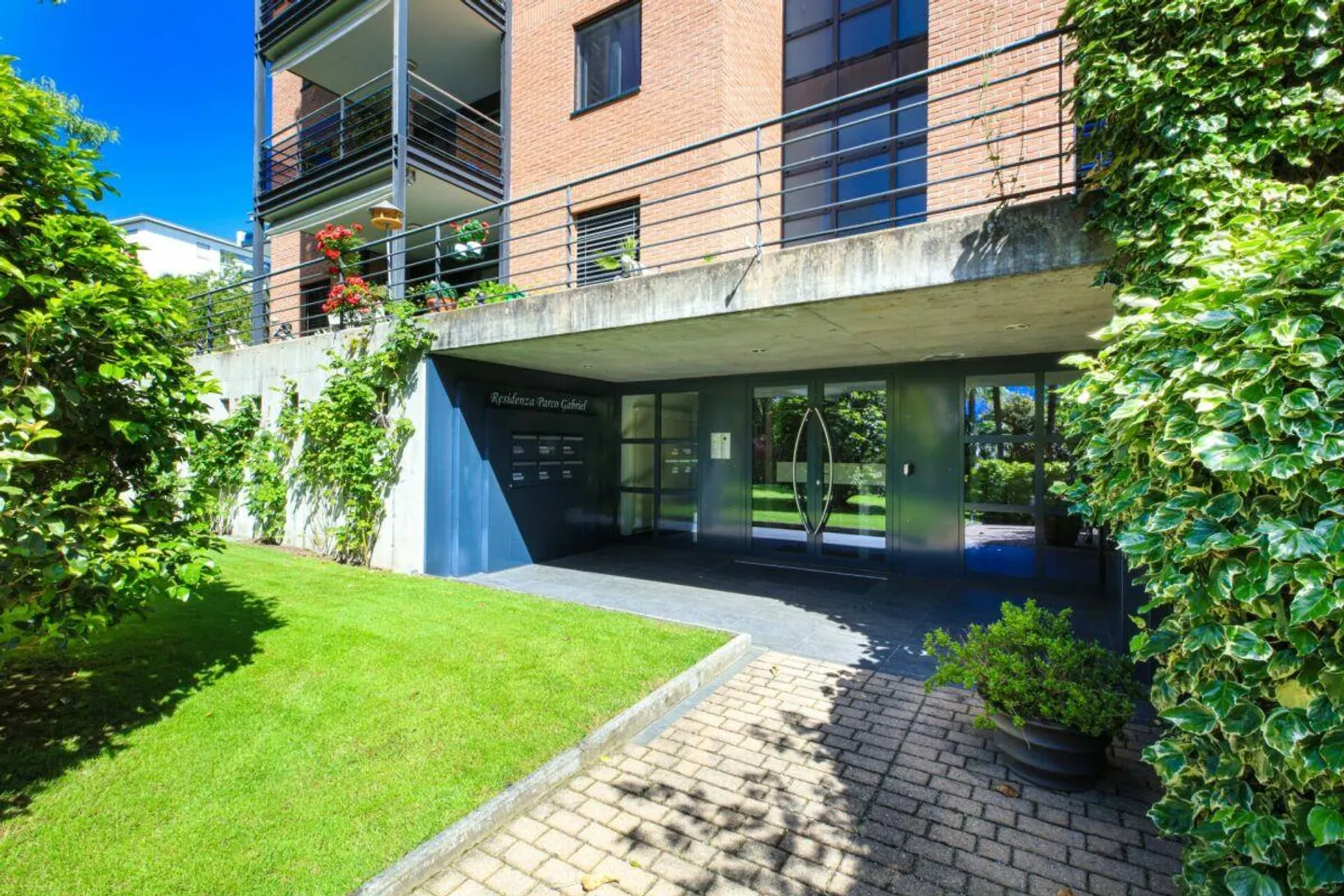 MURALTO - Grand penthouse avec vue sur le lac Majeur - Photo 29 sur 30