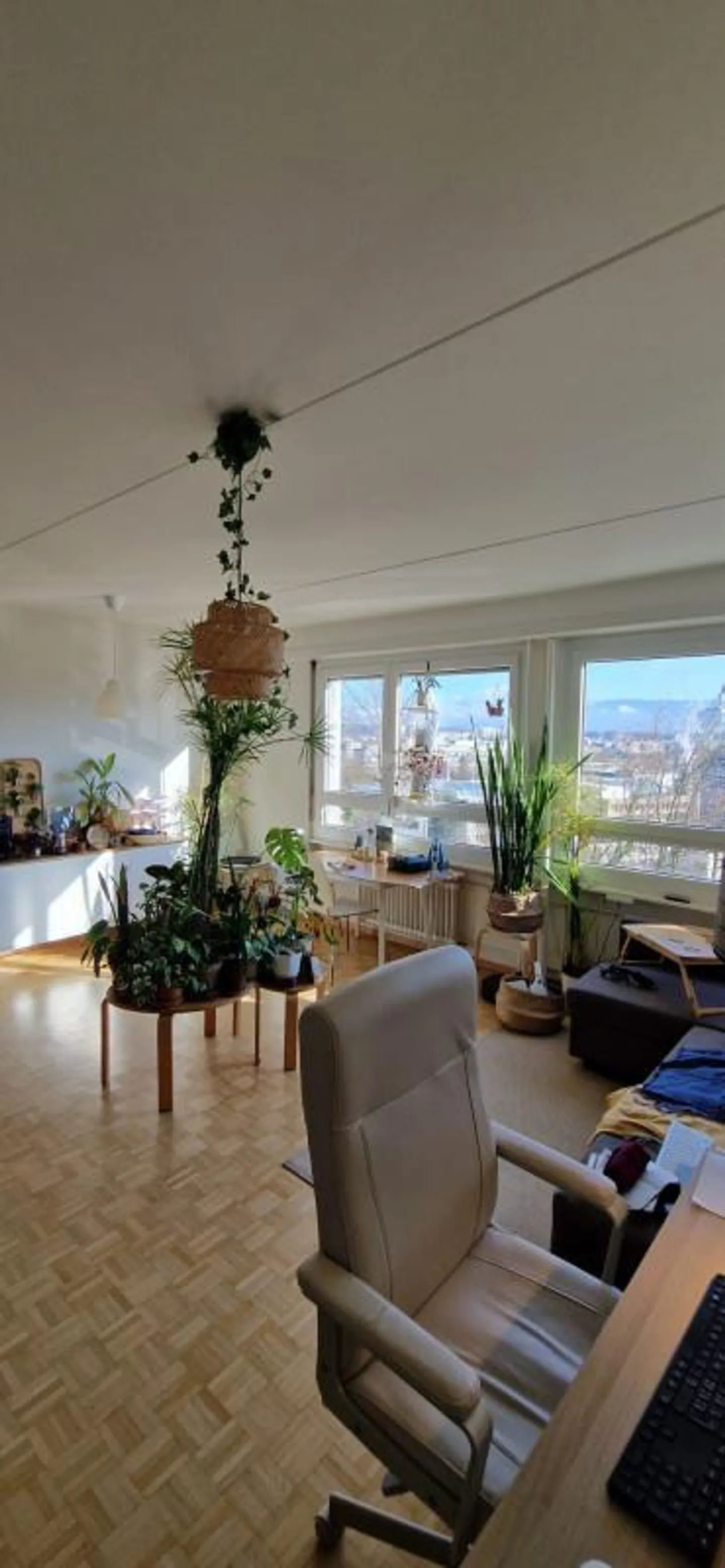 Appartement de 3 pièces au 2ème étage situé à Petit-Lancy 1213 - Photo 3 sur 8