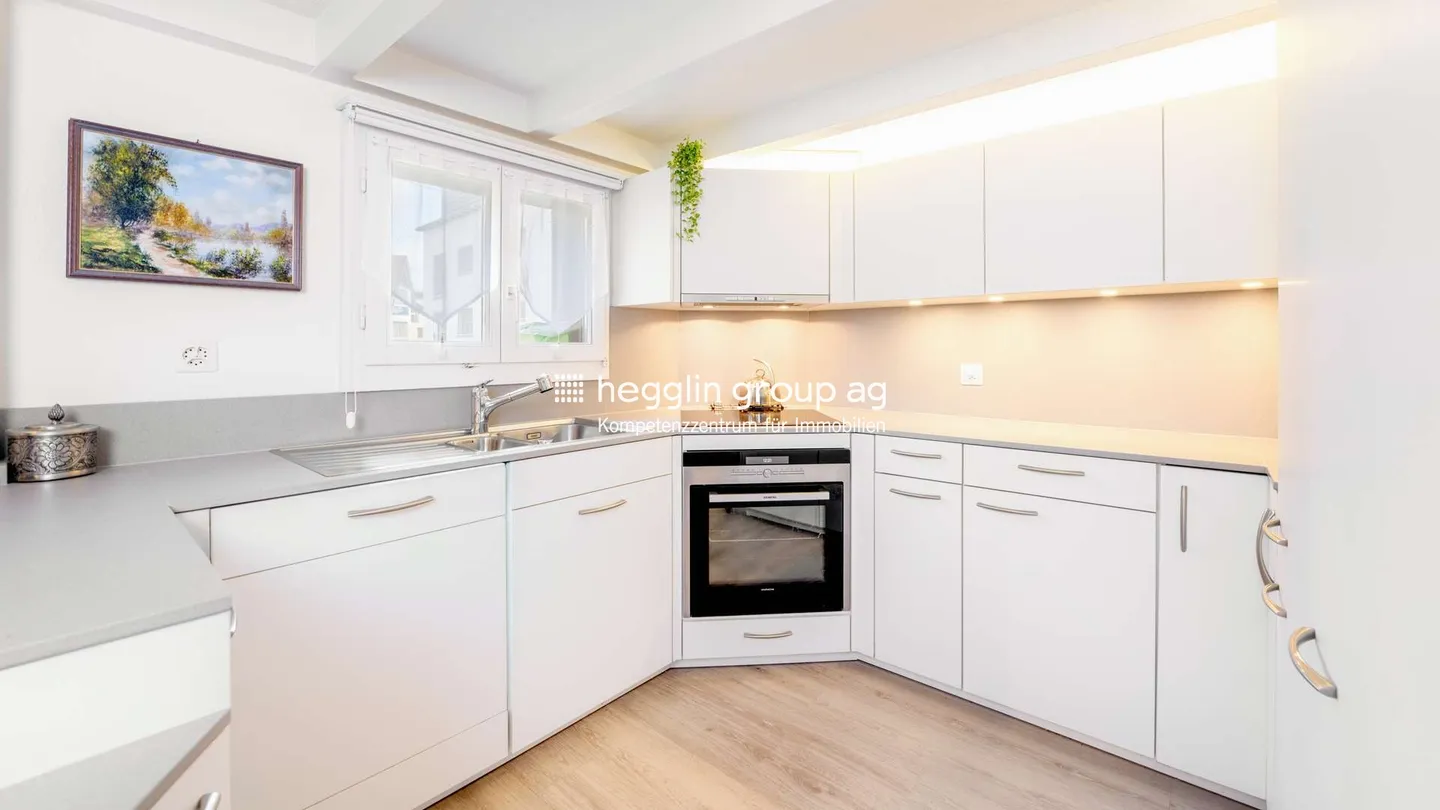 Maison de ville élégante avec un appartement séparé au cœur de Baar - Photo 5 sur 11