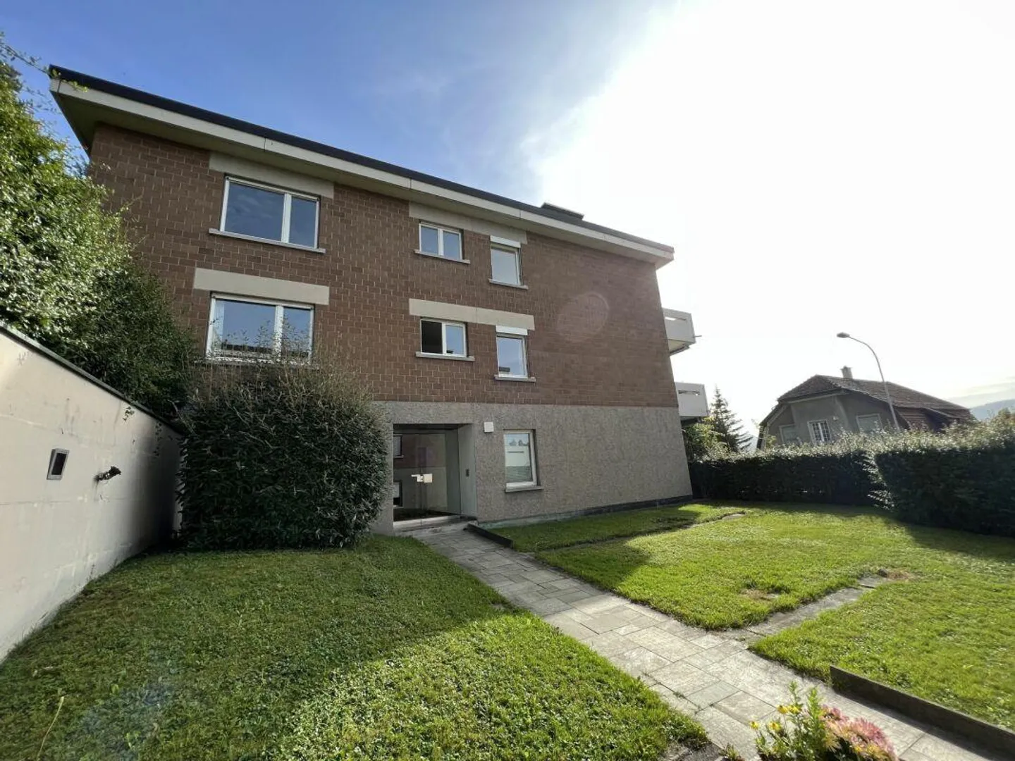 Studio avec salle de bain - limité jusqu'au 30.06.2026 - Photo 1 sur 4