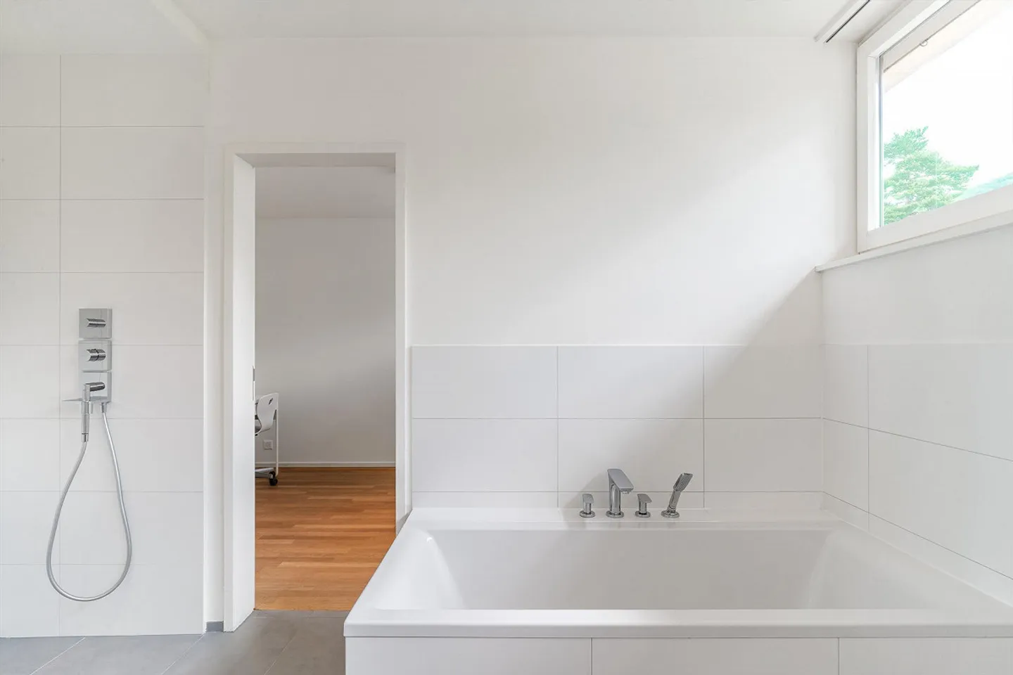 *La Dolce Vita* - Exclusive Living in Arlesheim - Photo 9 of 13