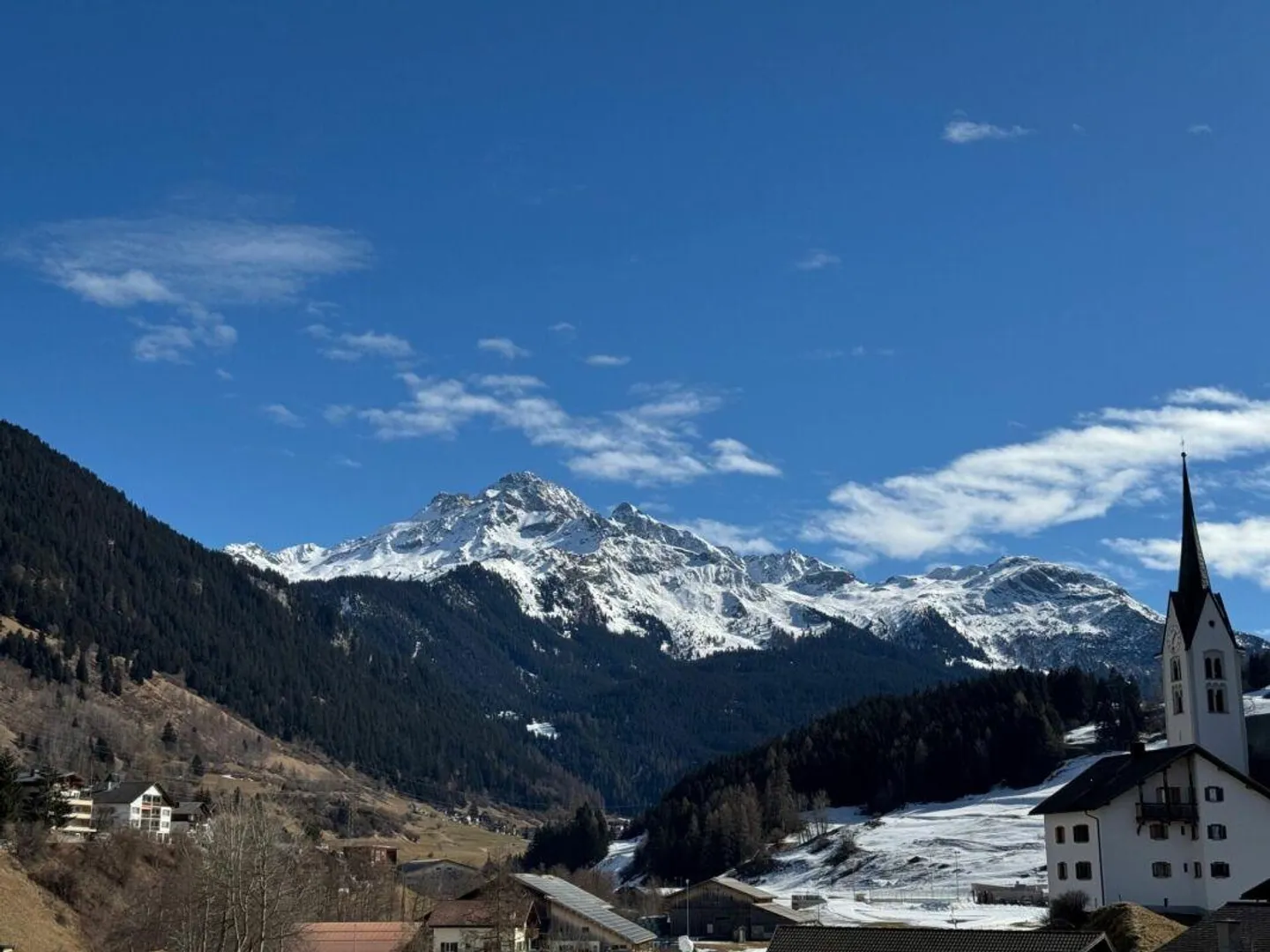 Appartamento 2.5 stanze n. 1.1 con gestione nella Tgesa Romana - Foto 7 di 8