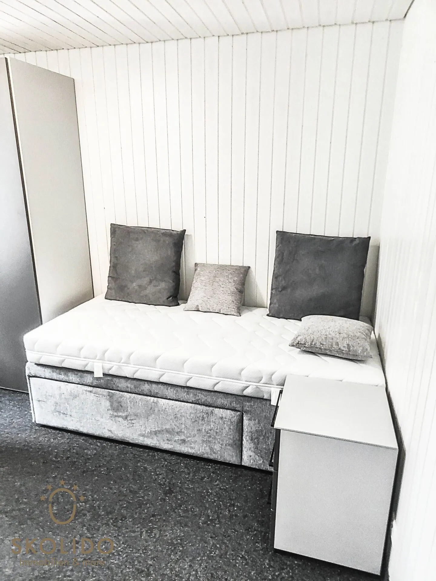 Bellissimo appartamento duplex ristrutturato e arredato di 3,5 locali a Visp - Foto 4 di 17