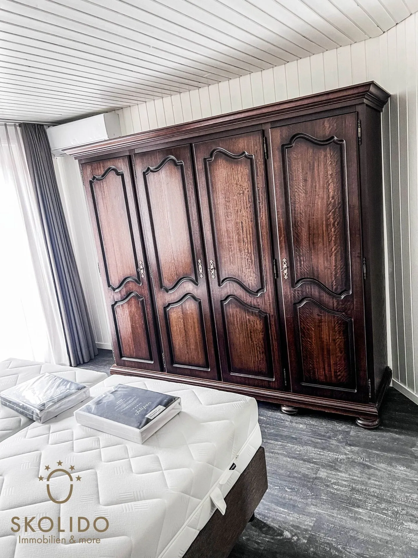 Bellissimo appartamento duplex ristrutturato e arredato di 3,5 locali a Visp - Foto 10 di 17
