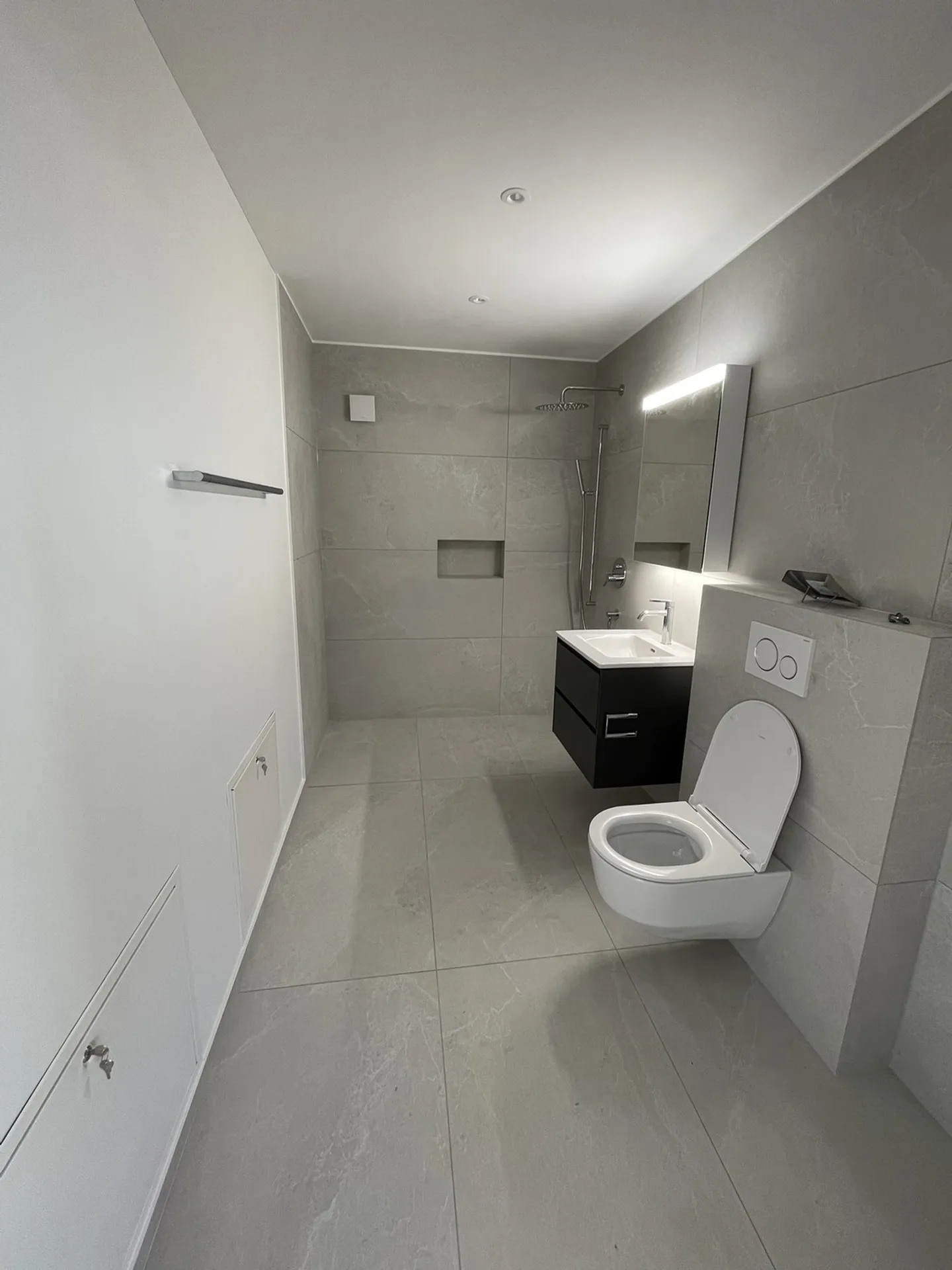 Magnifique appartement de 3,5 pièces avec galerie dans la vieille ville de Klingnau ! - Photo 7 sur 13