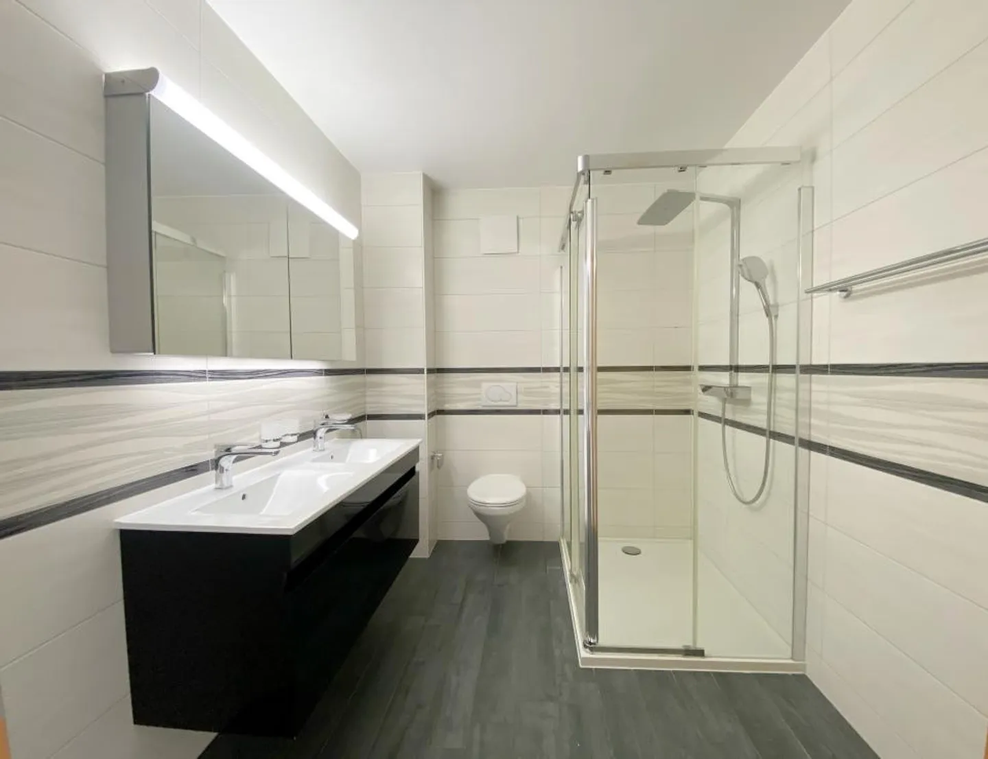 SUPERB ATELIER MIT TERRASSE - Foto 7 von 13