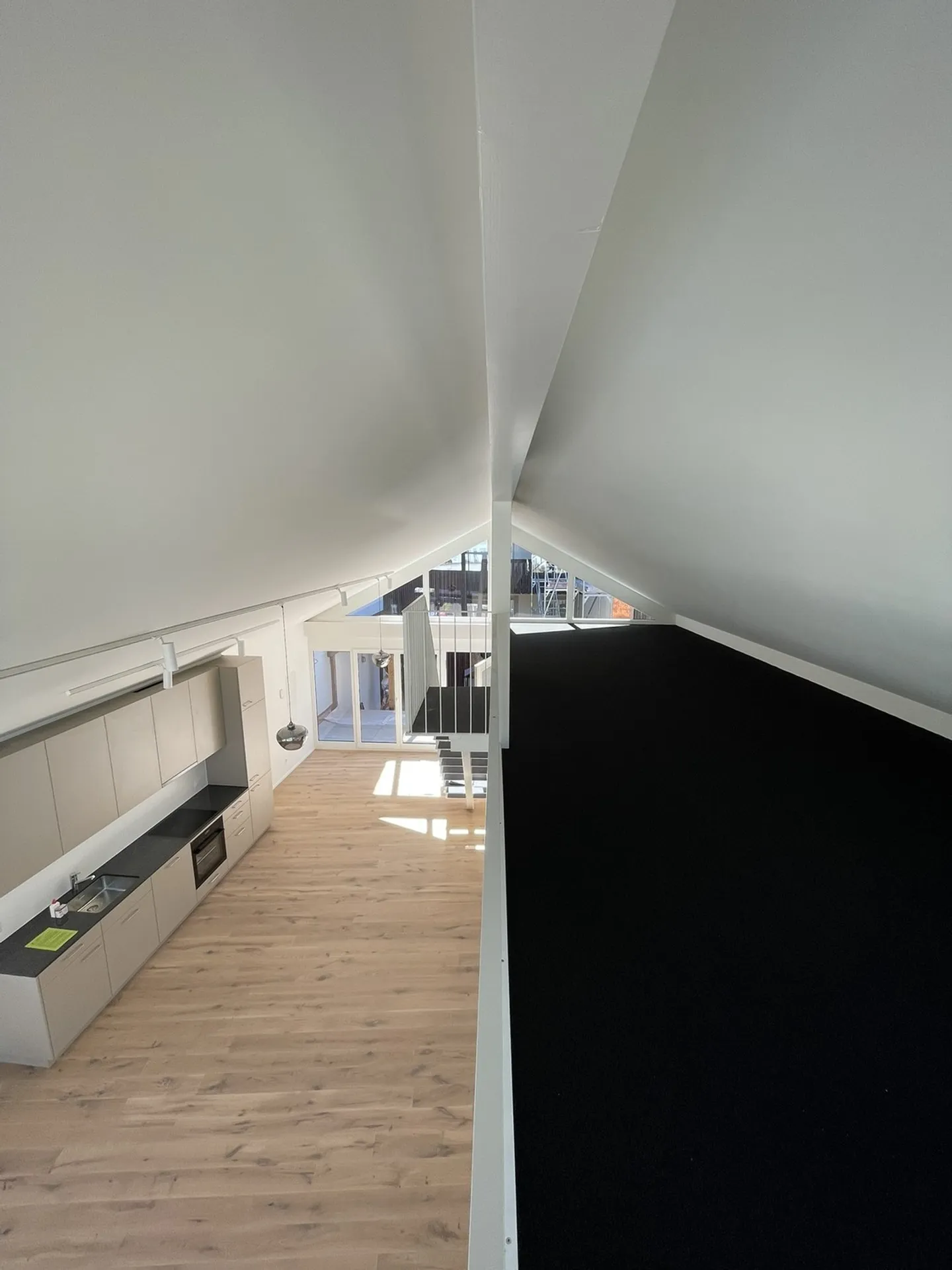 Magnifique appartement de 3,5 pièces avec galerie dans la vieille ville de Klingnau ! - Photo 8 sur 13