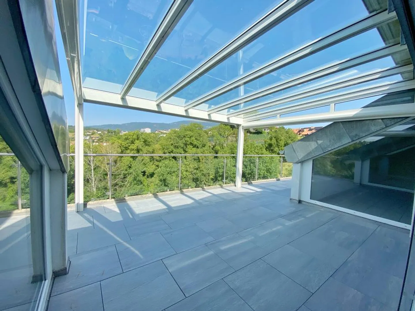 SUPERB ATELIER MIT TERRASSE - Foto 12 von 13