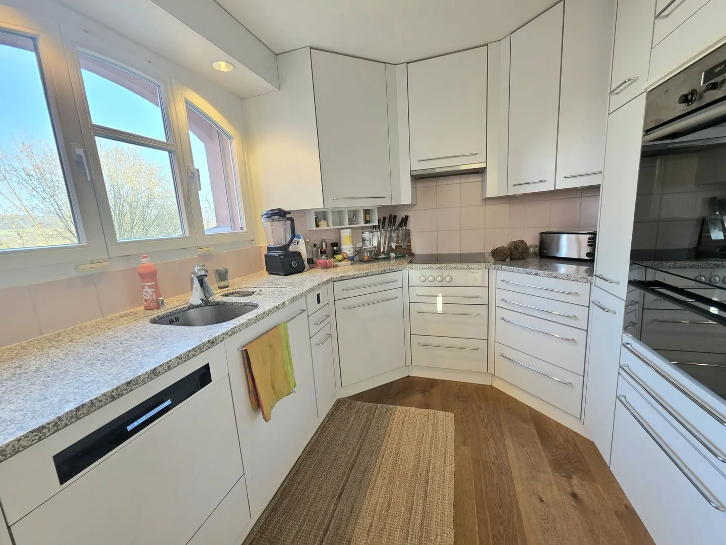 A special home in the green! Space for the whole family - Photo 8 of 17