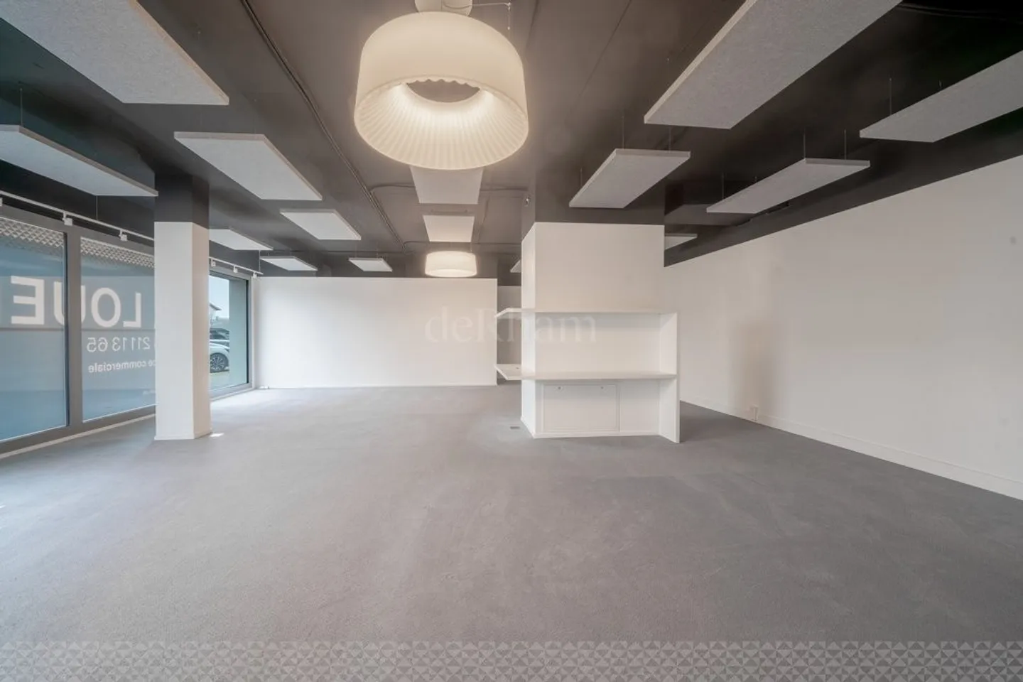 Spacious ground floor commercial space of 127m2 - Photo 7 of 12