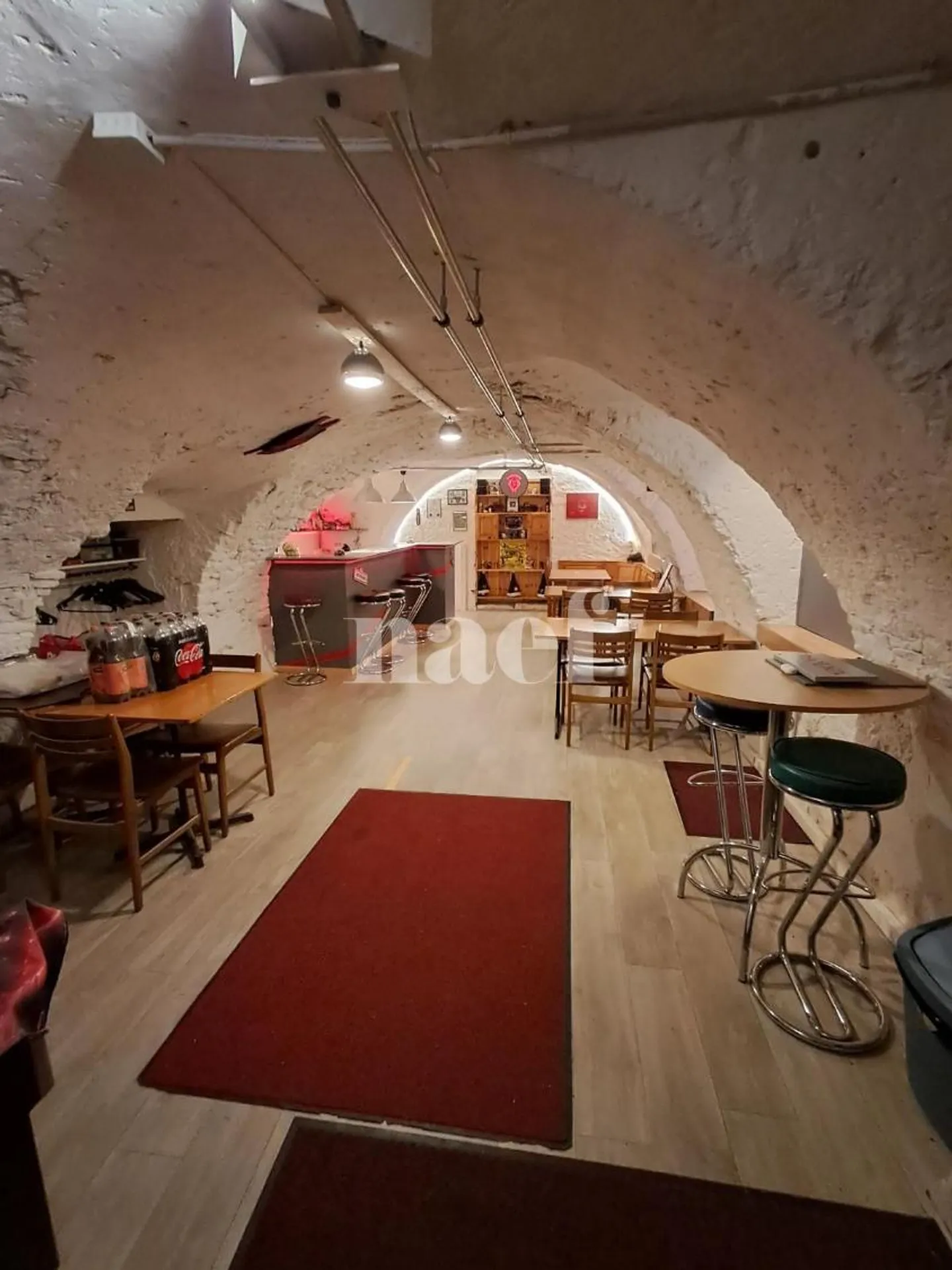 Basement space with WC (workshop, storage) - Photo 1 of 6